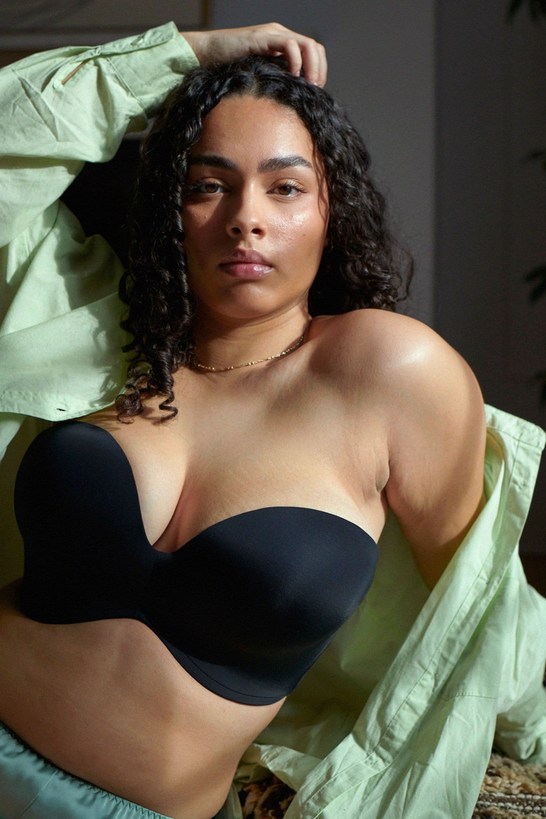 Wonderbra hand technology deals