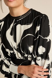 Black/White Mono Floral Long Sleeve Mini Dress - Image 4 of 6