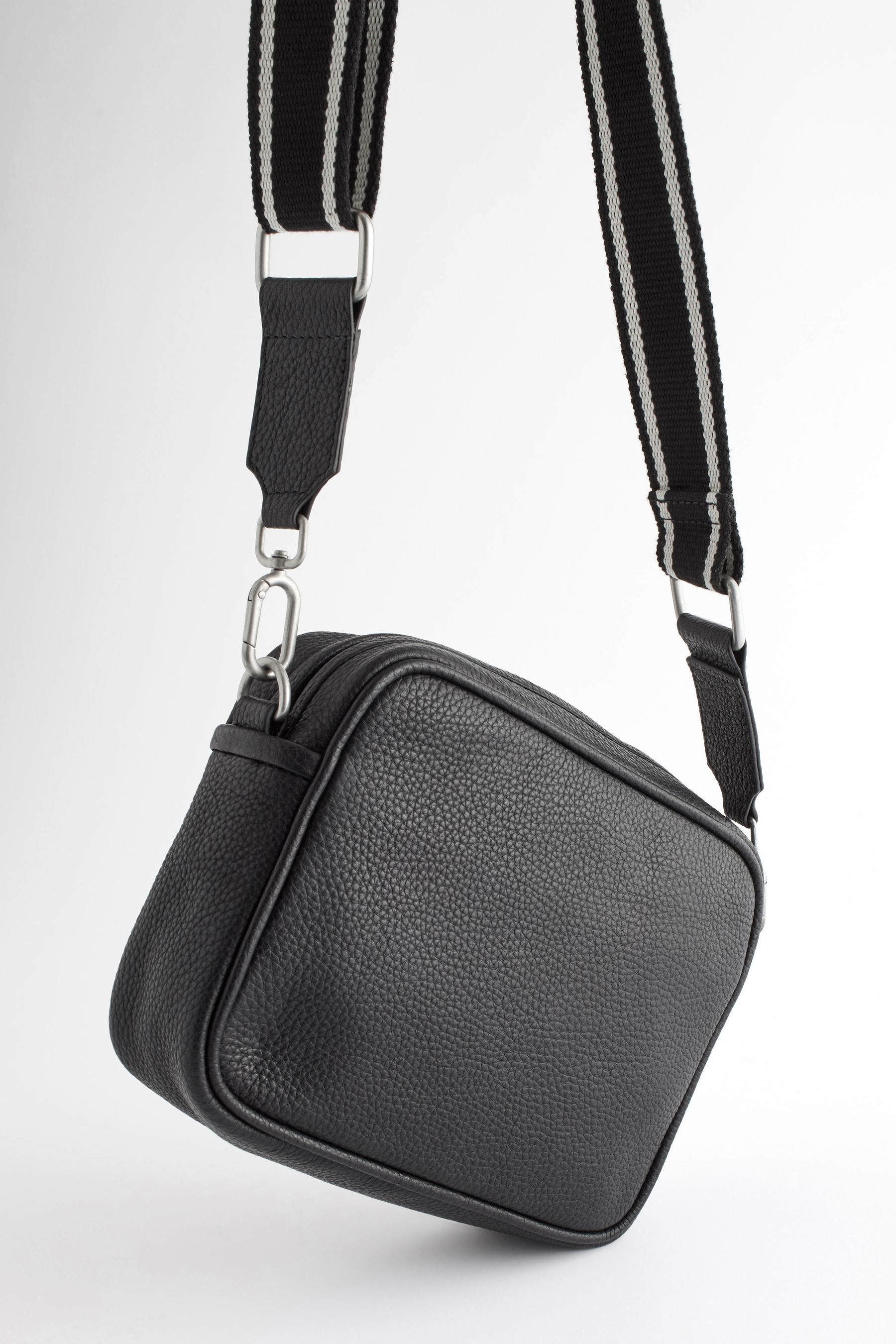 Next camera bag online