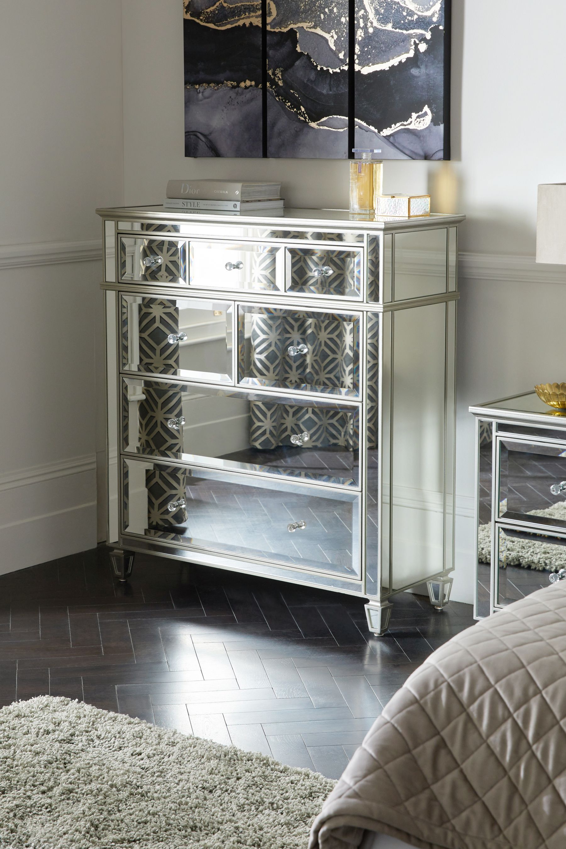 Mirrored long dresser hotsell