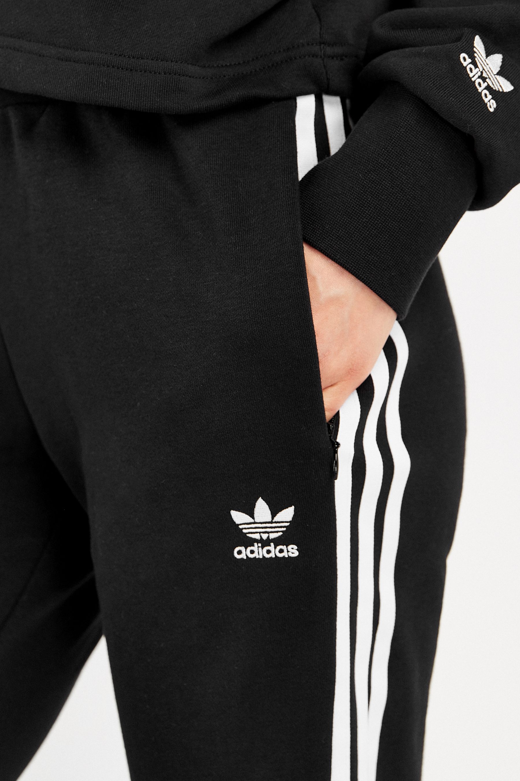 Adidas womens best sale 3 stripe joggers