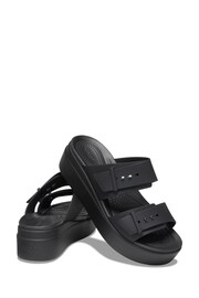 Crocs Brooklyn Buckle Sandal - Image 4 of 6