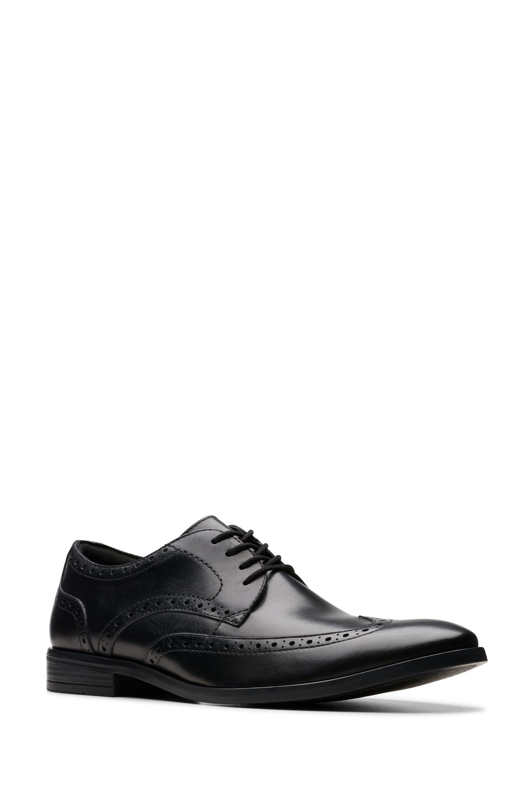 College brogue shoes online