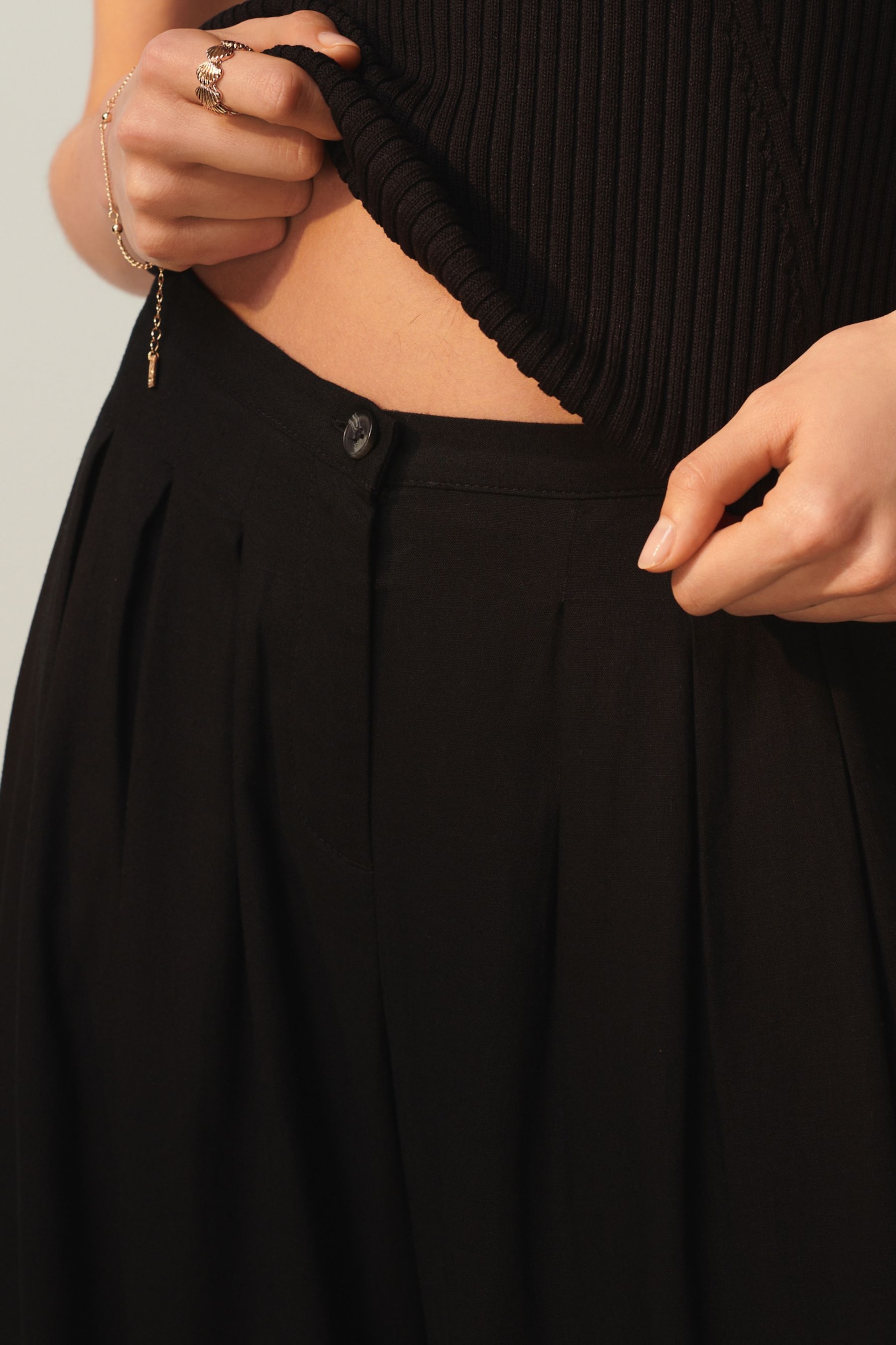 Black Superwide Pleated Trousers With Linen - Image 4 of 6