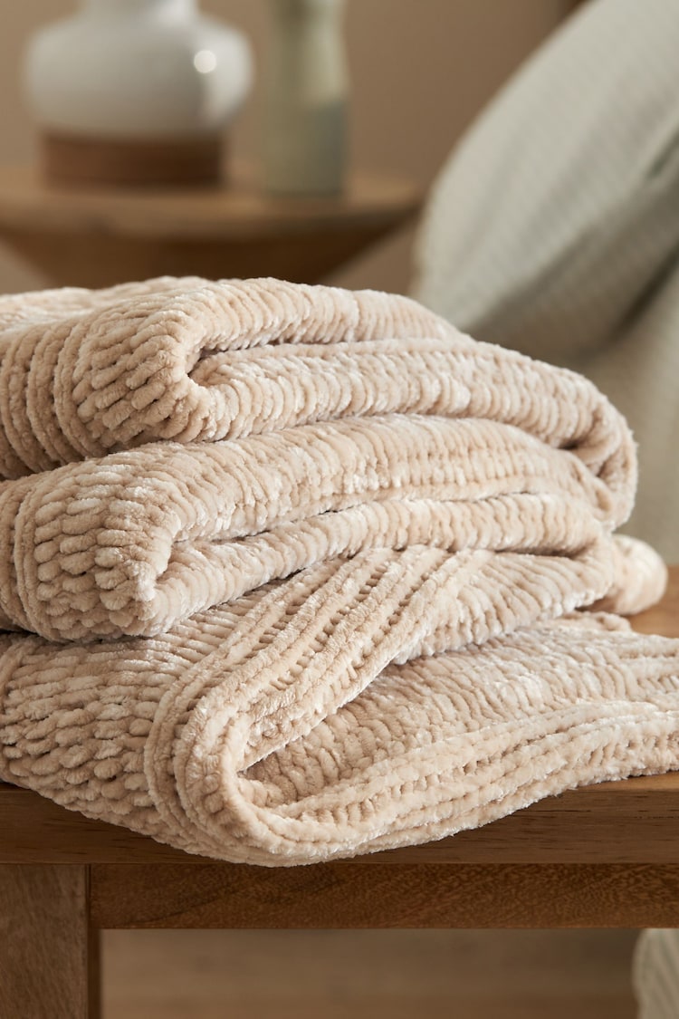 Natural Nellie Chunky Chenille Throw - Image 2 of 5