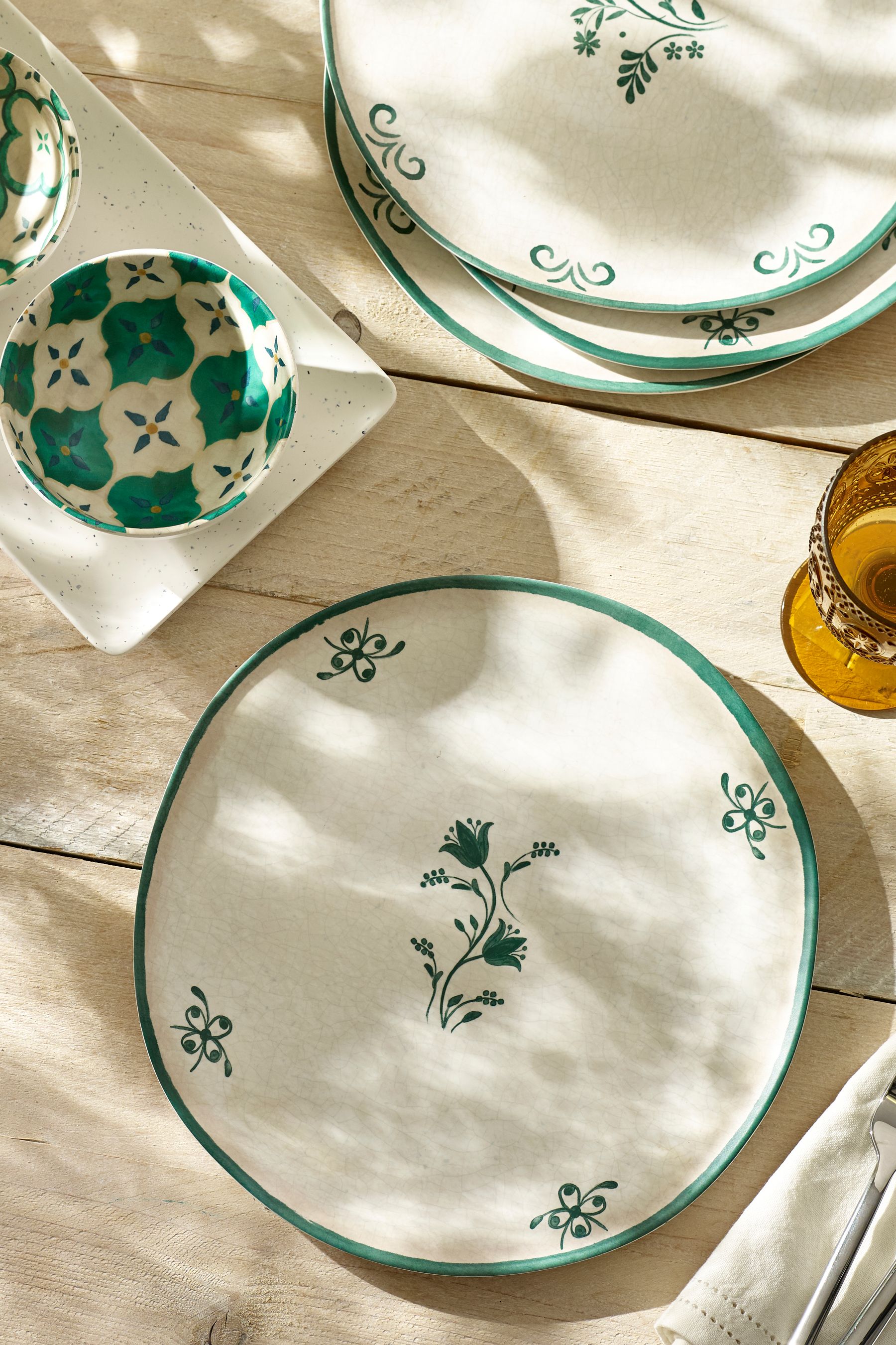 Mediterranean dinnerware store