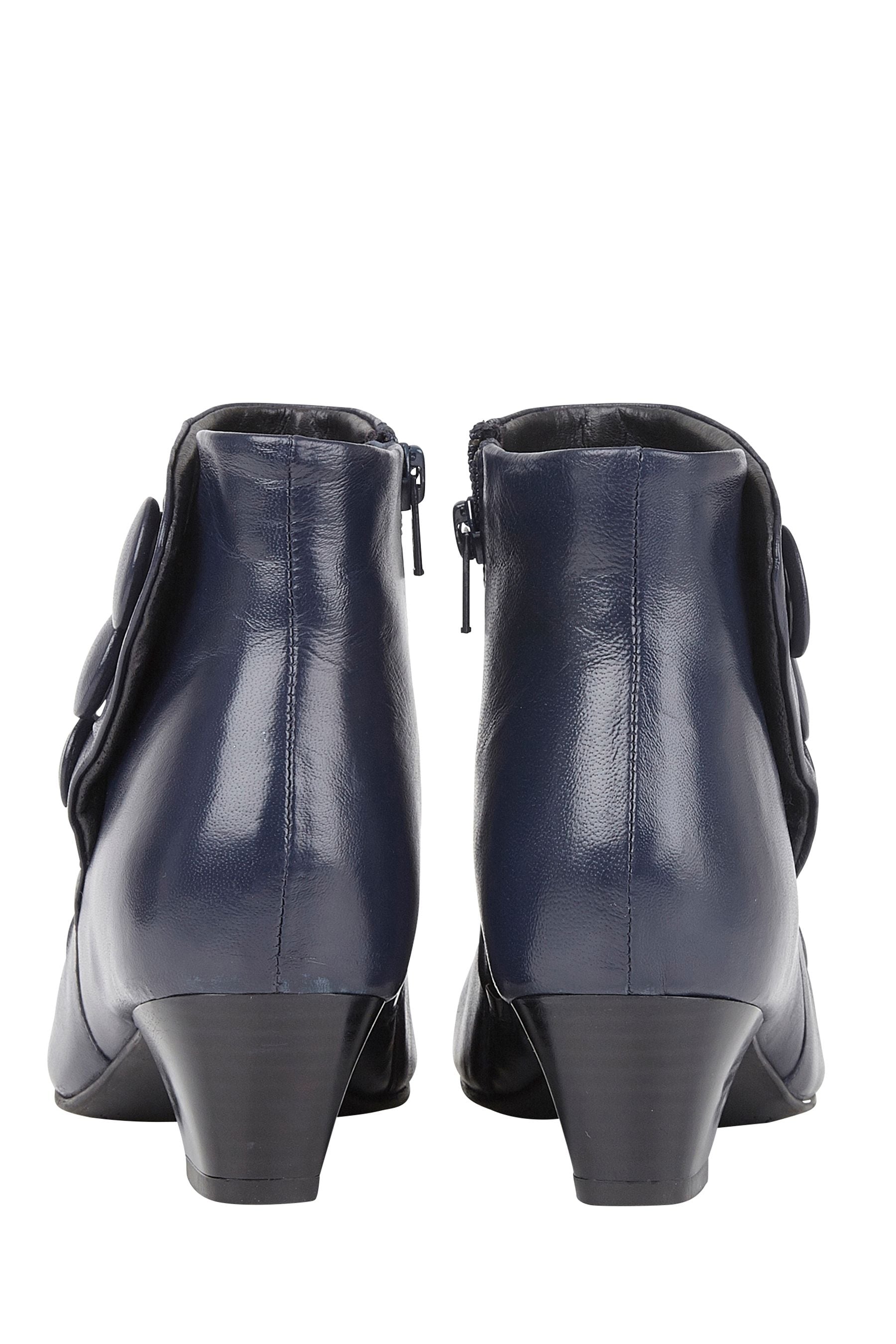 Navy blue leather hotsell boots