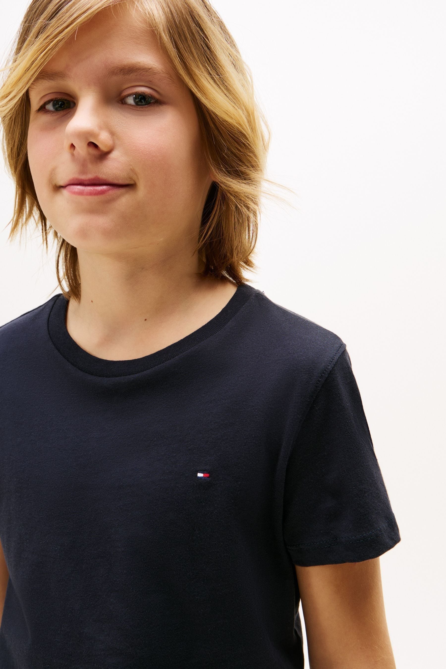 Basic t shirt sales tommy hilfiger