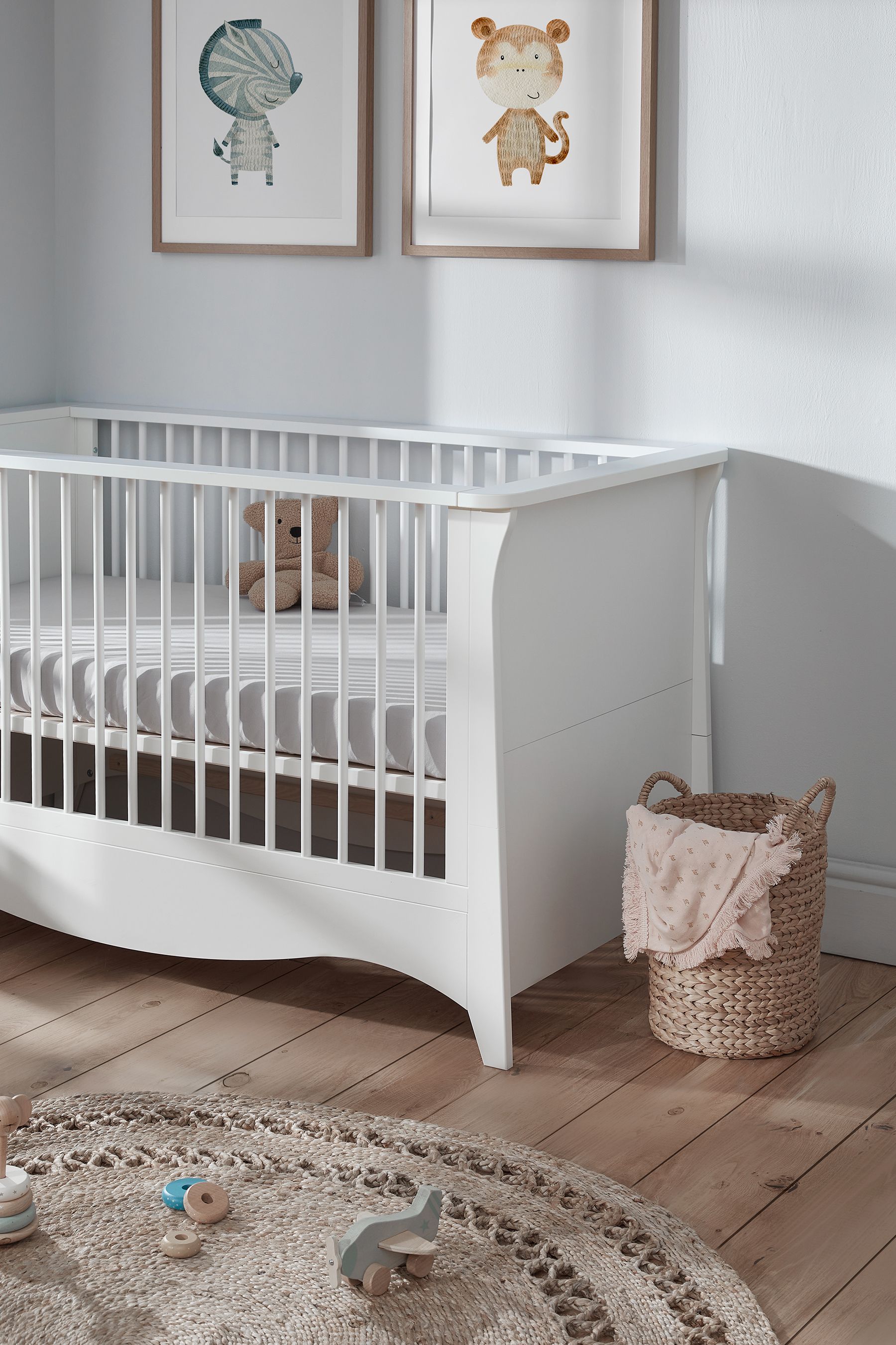 White gloss cot new arrivals