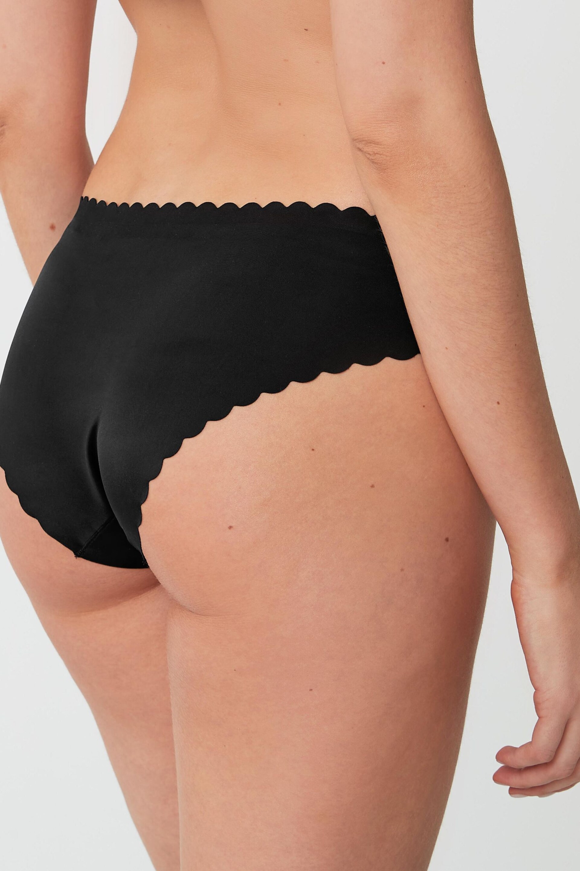 Black Brazilian No VPL Scallop Edge Knickers - Image 2 of 5