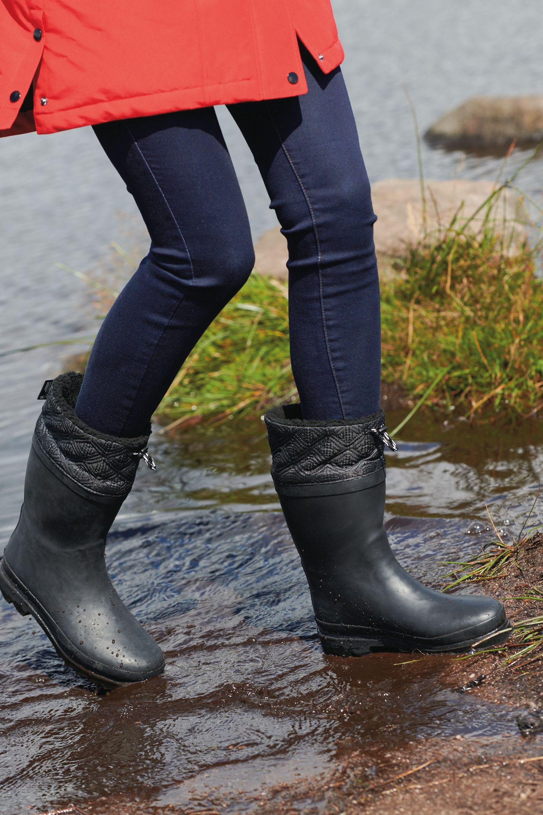 Black Thinsulate Midi Wellies