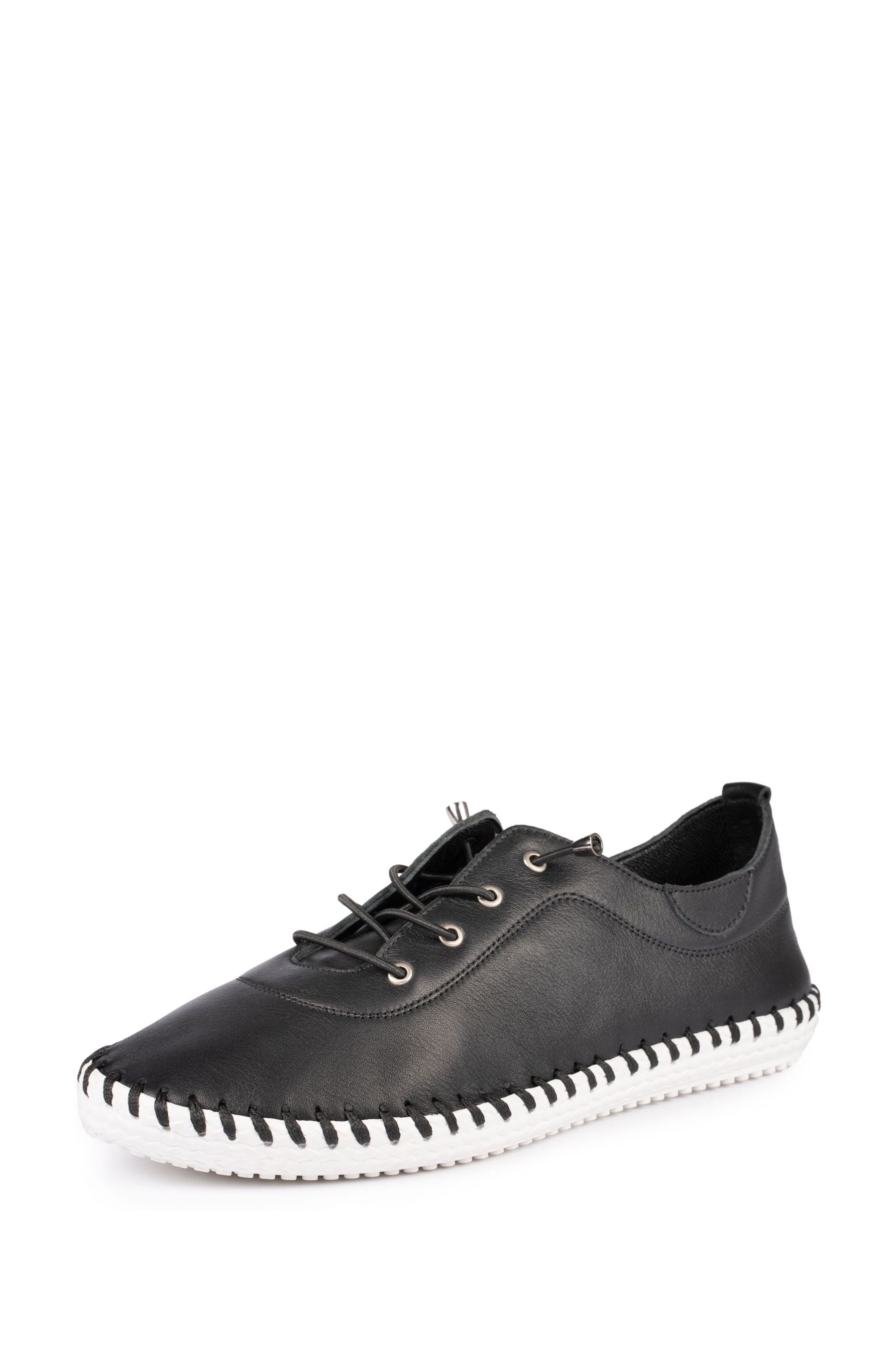 Ladies black hotsell plimsolls