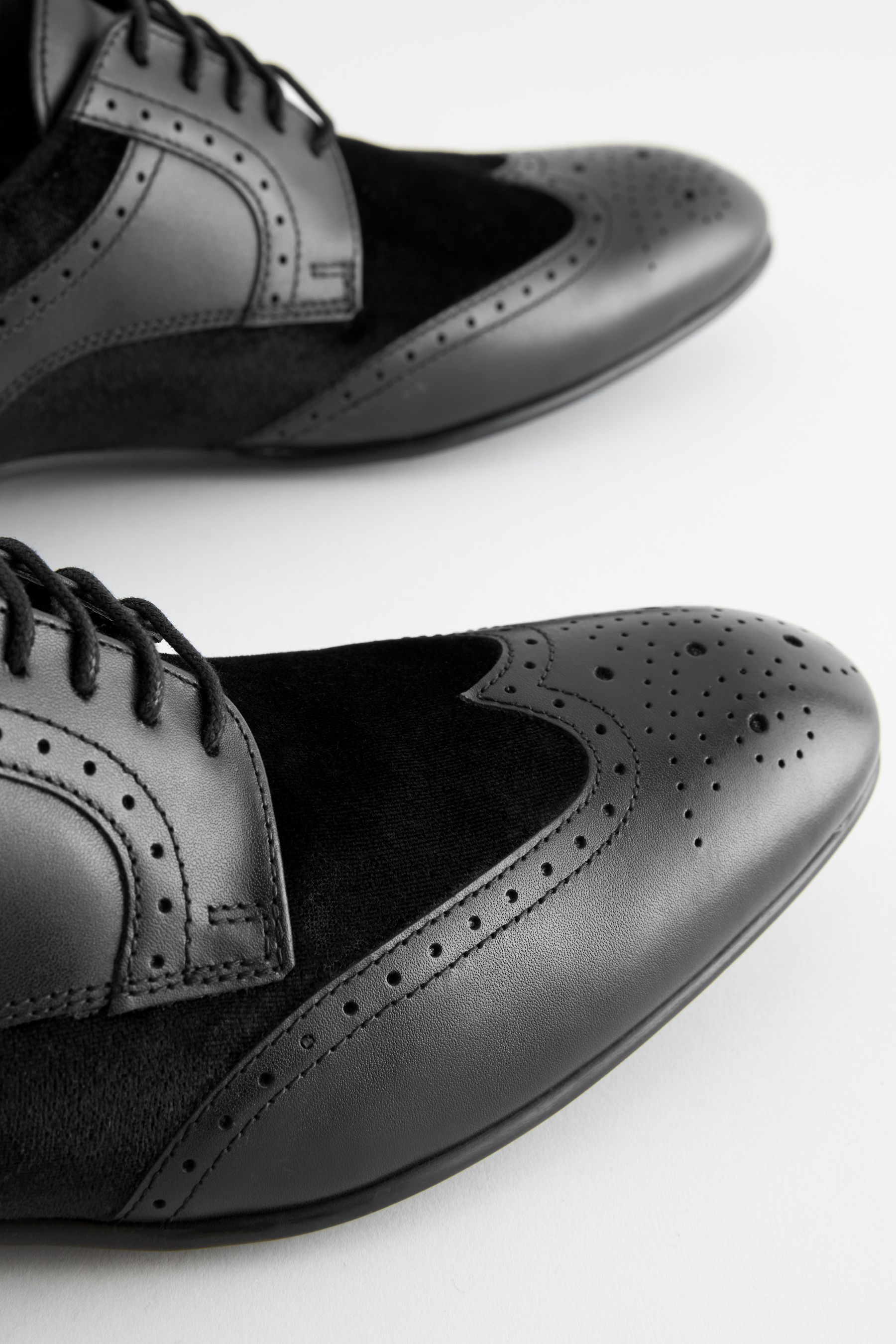 Velvet brogues store