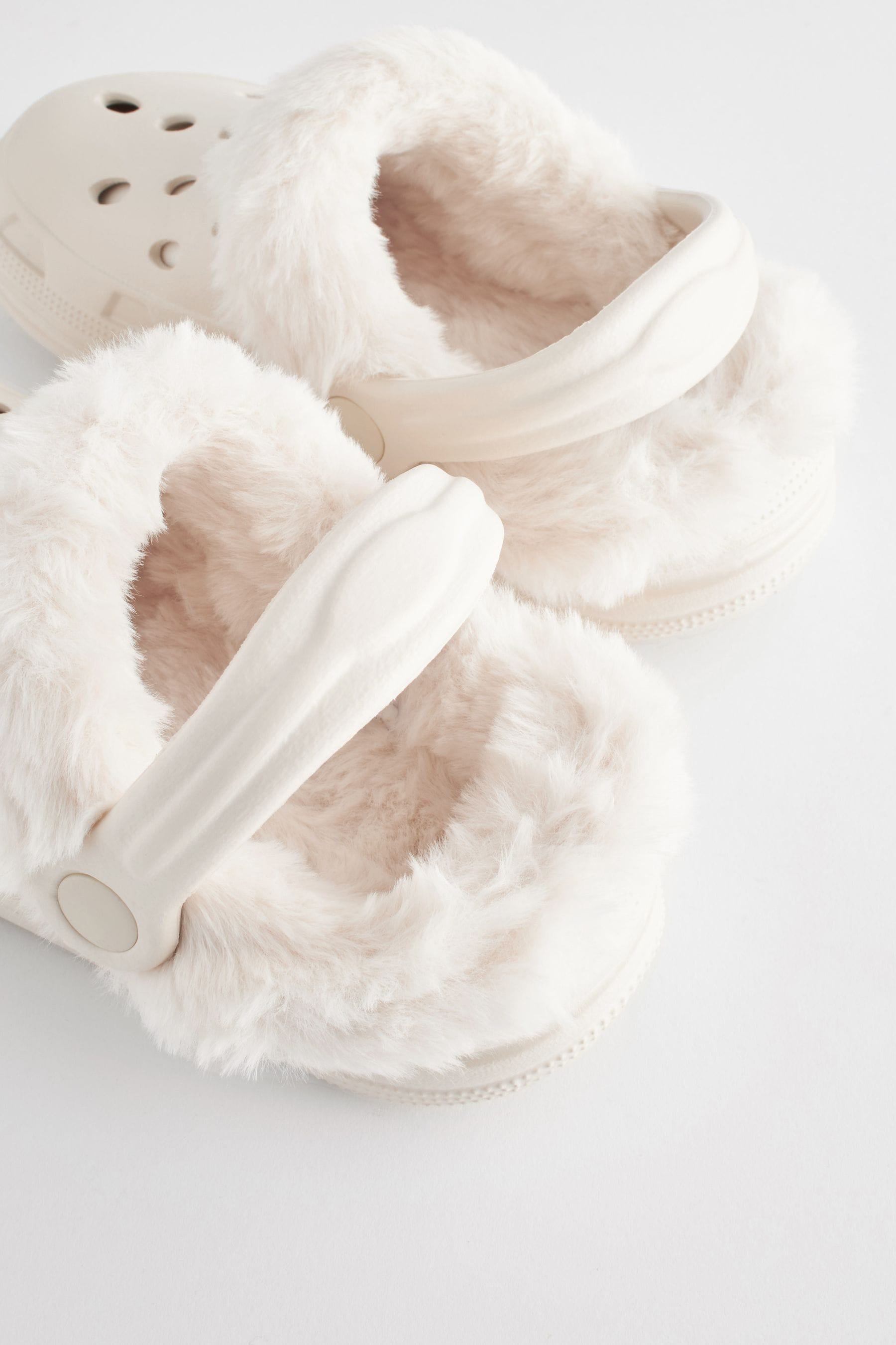 Faux fur outlet lined crocs