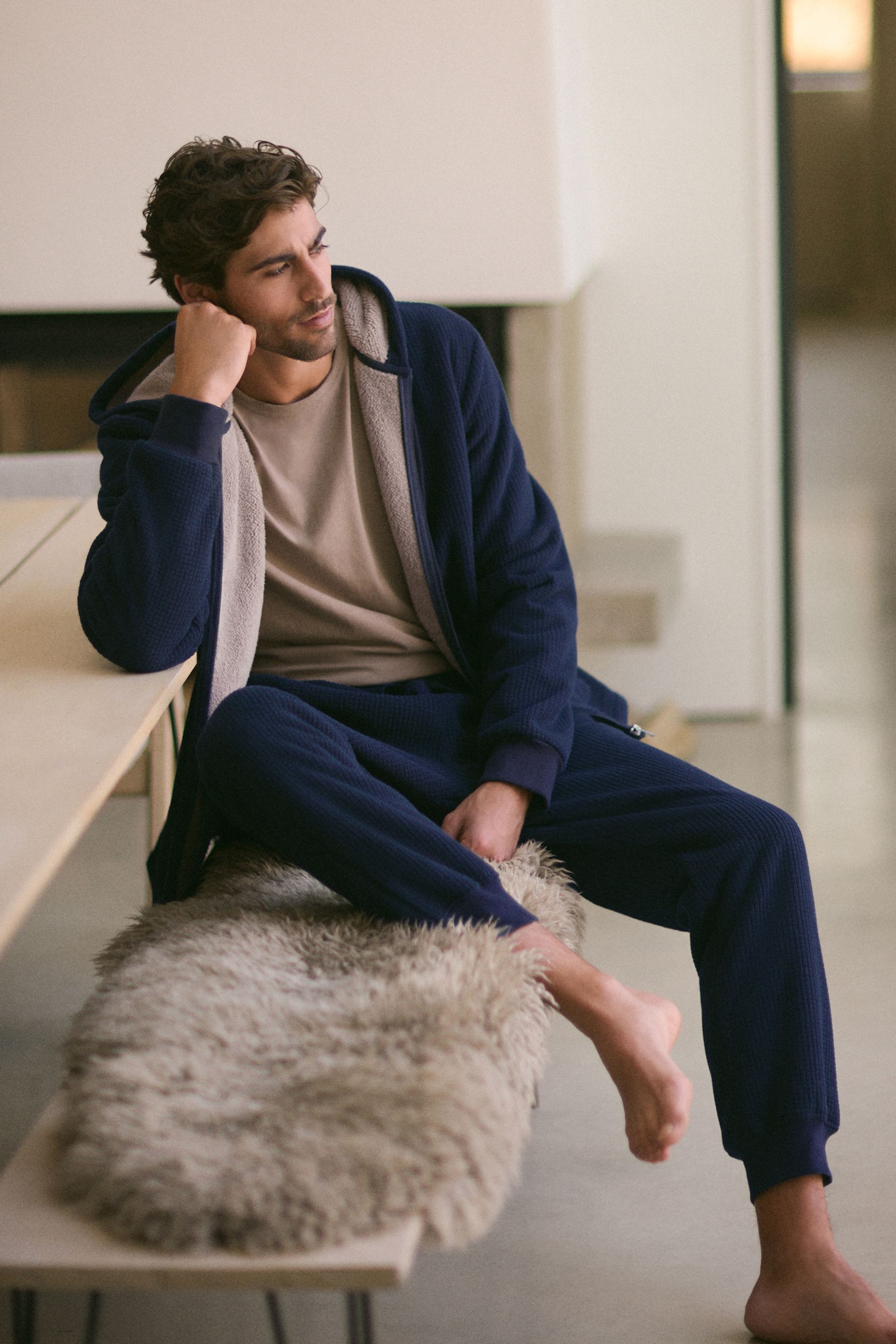 Cloud borg fleece joggers outlet