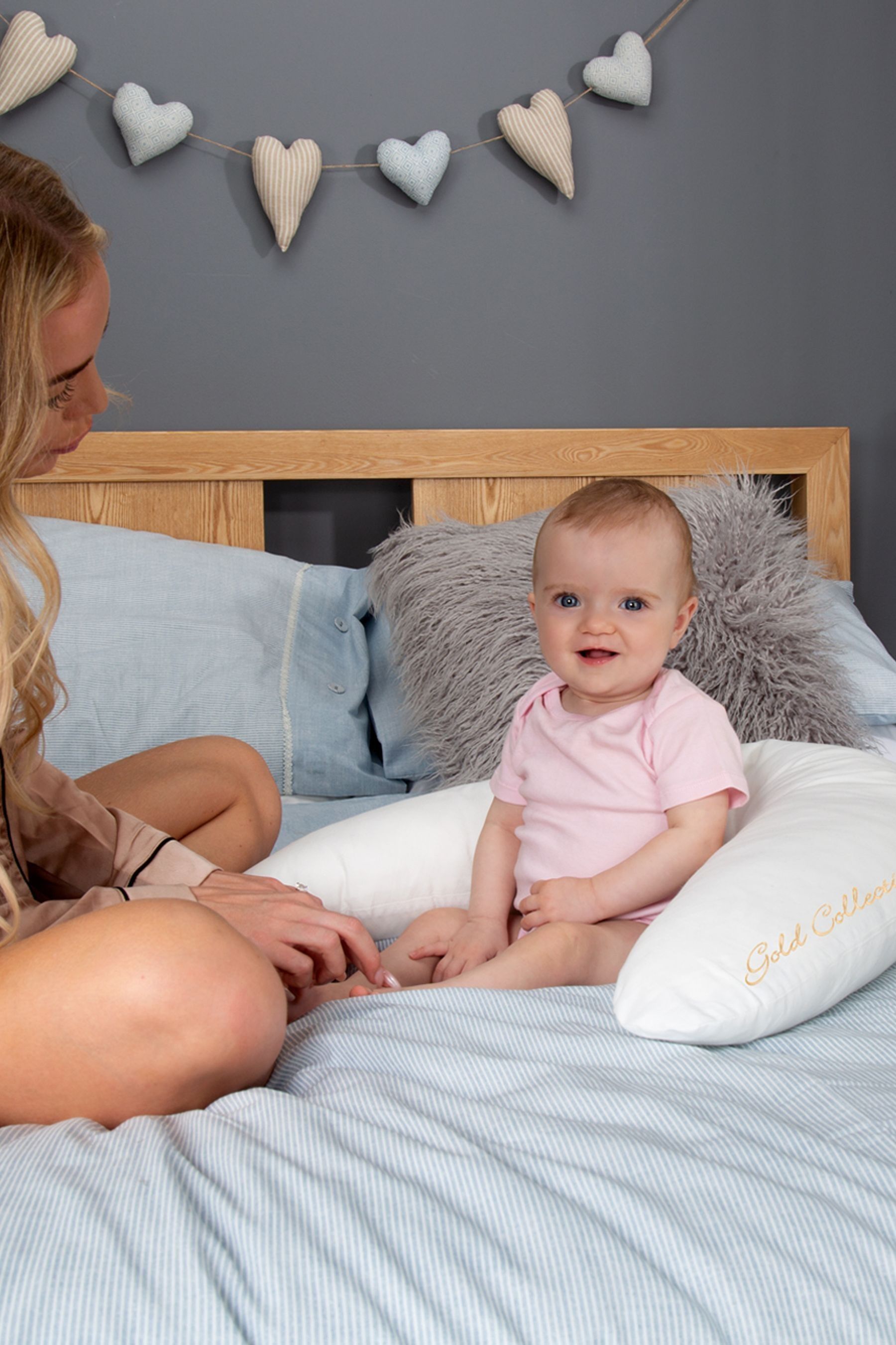 Inspired mother 2024 feeding pillow