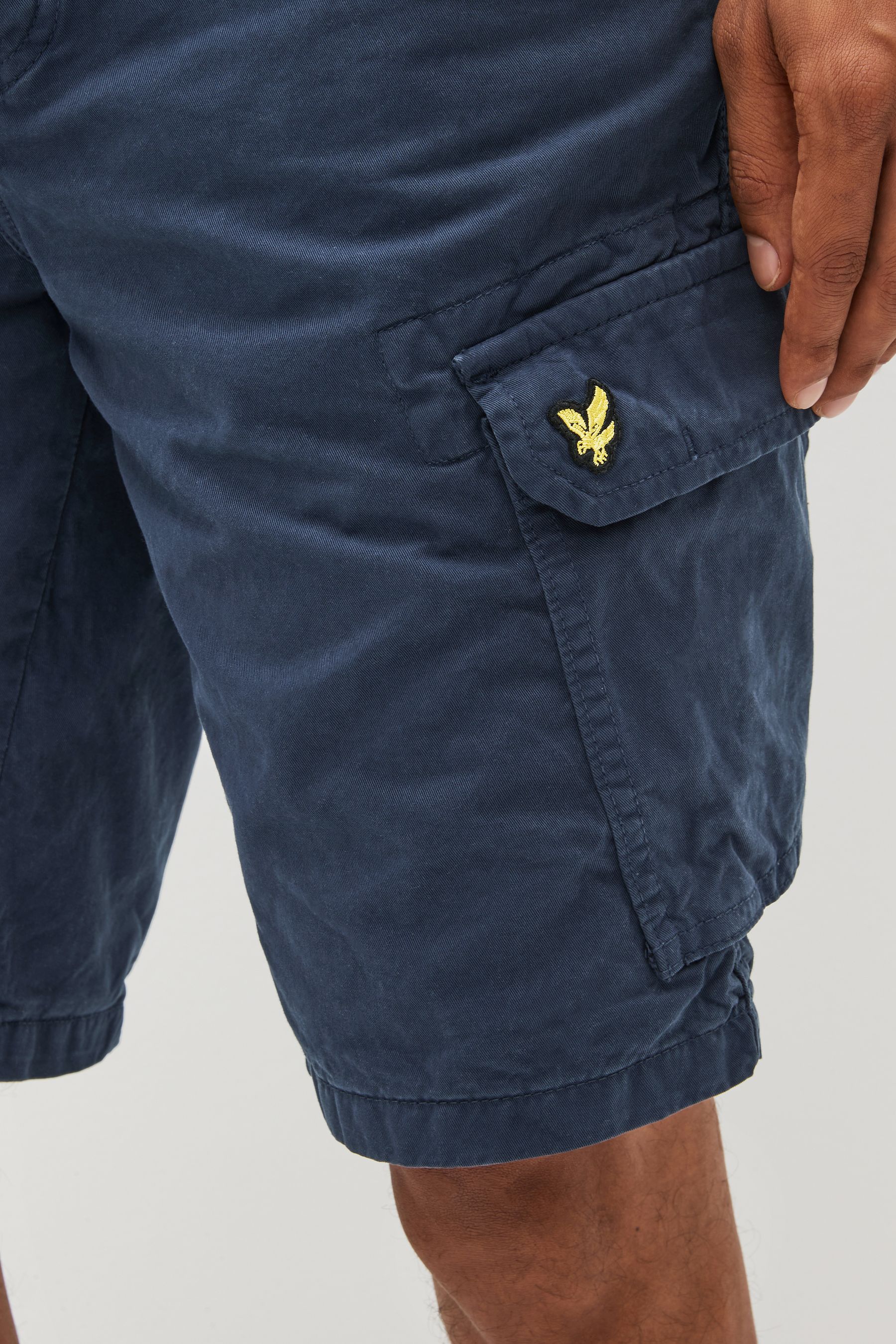 Lyle and scott cargo shorts navy deals