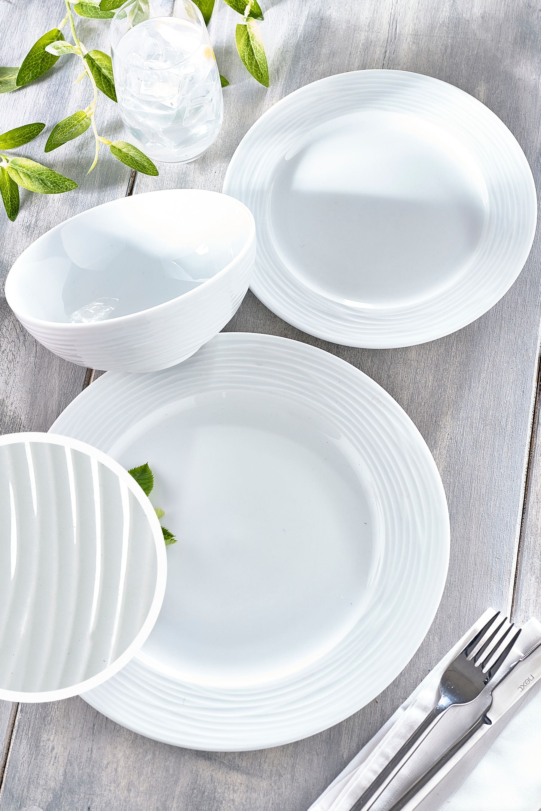 White embossed dinner set best sale