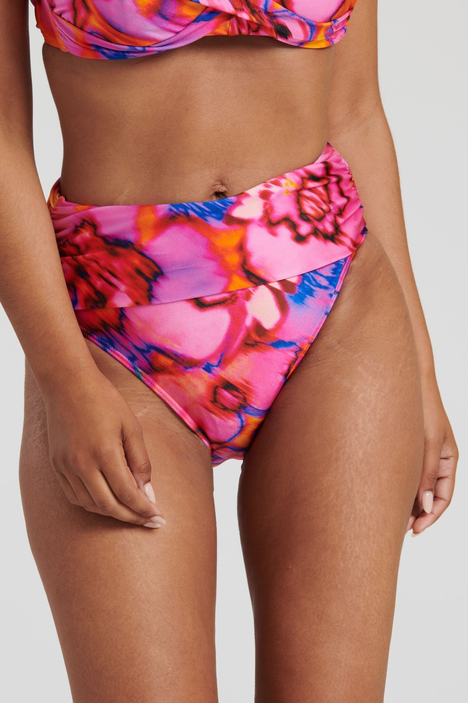 South Beach Pink Printed Twisted Halterneck Bikini Set - Image 5 of 6