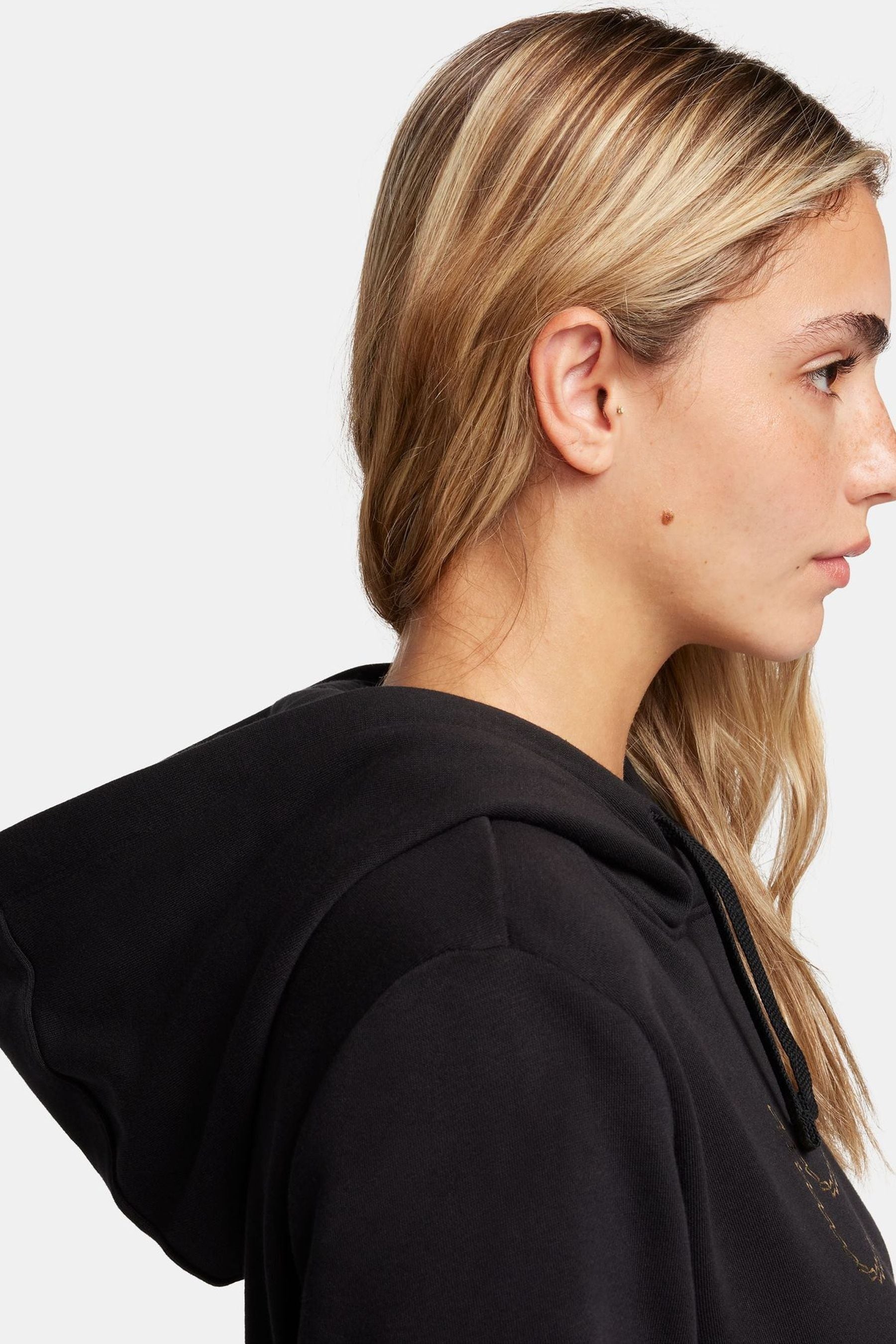 Nike black 2025 metallic hoodie