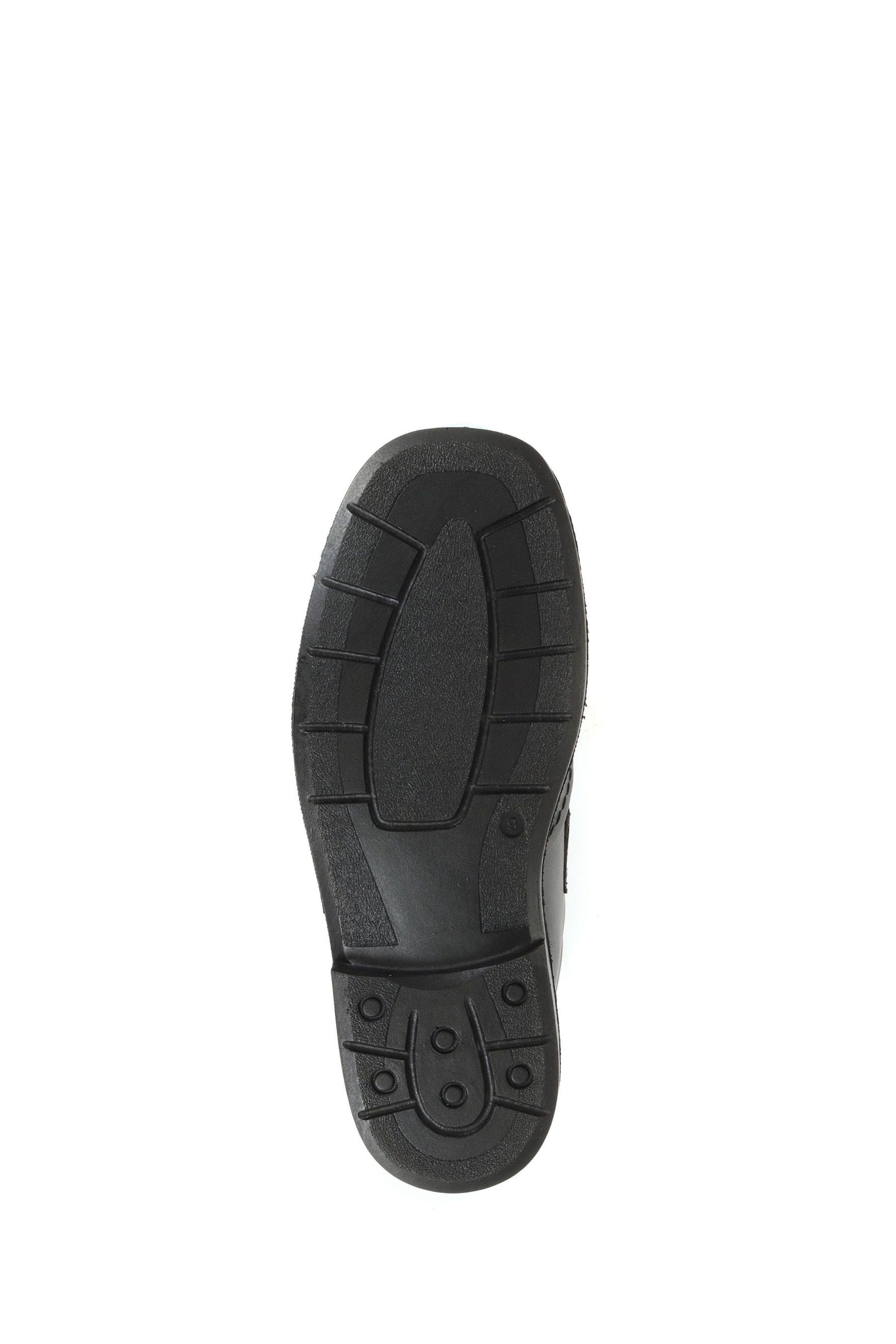 Adjustable width shoes top