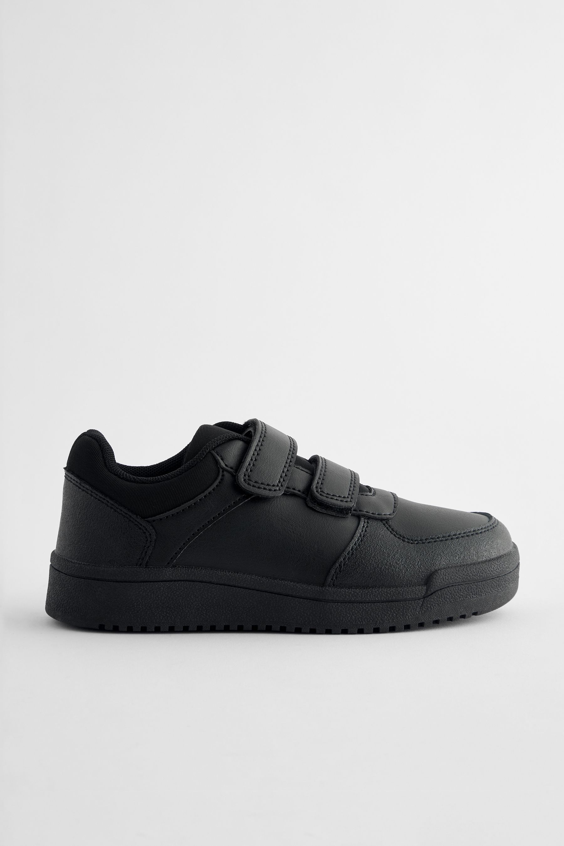 Nike all black school shoes on sale