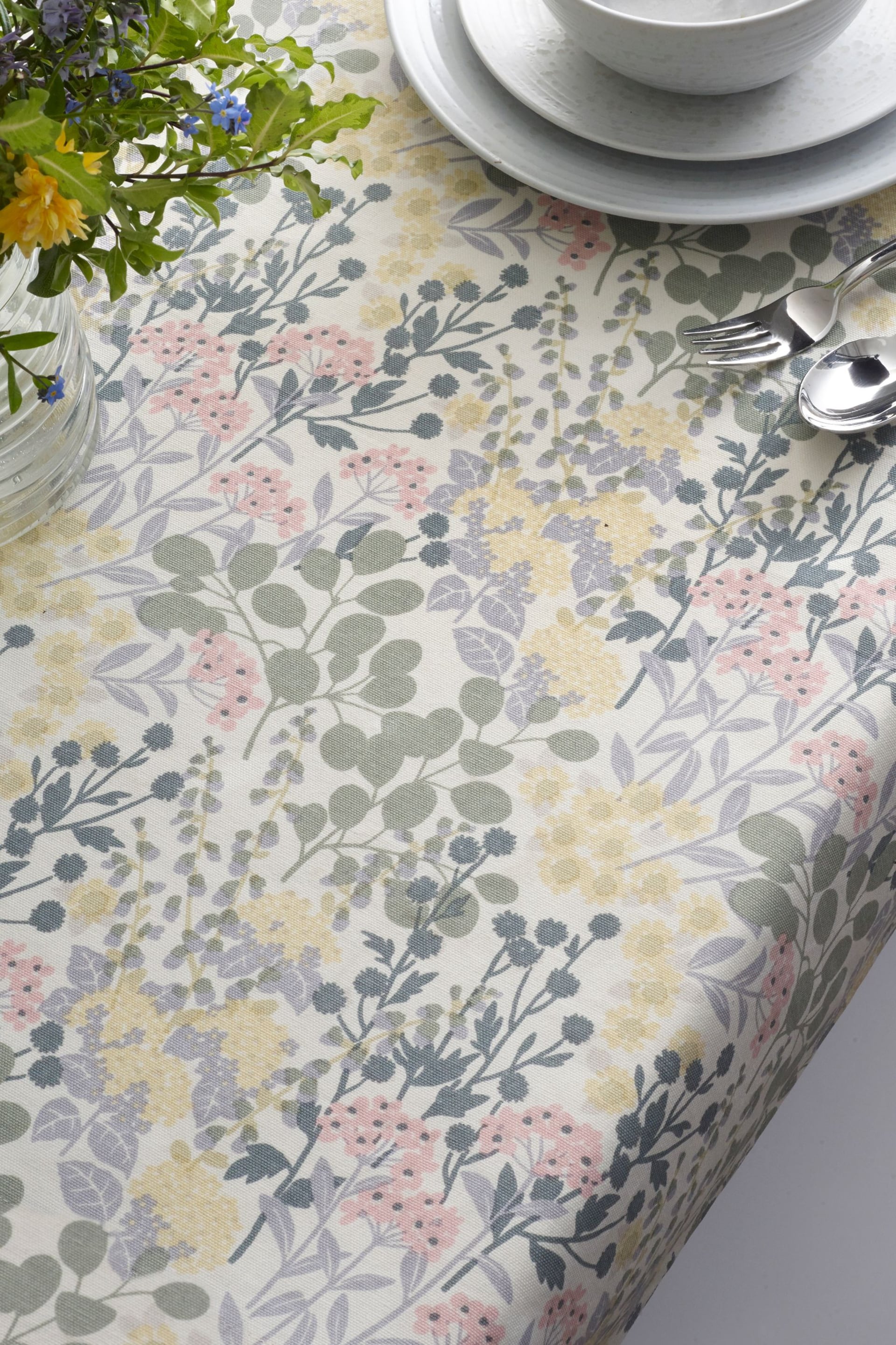 Nordic Esme Floral Wipe Clean Table Cloth With Linen - Image 2 of 2