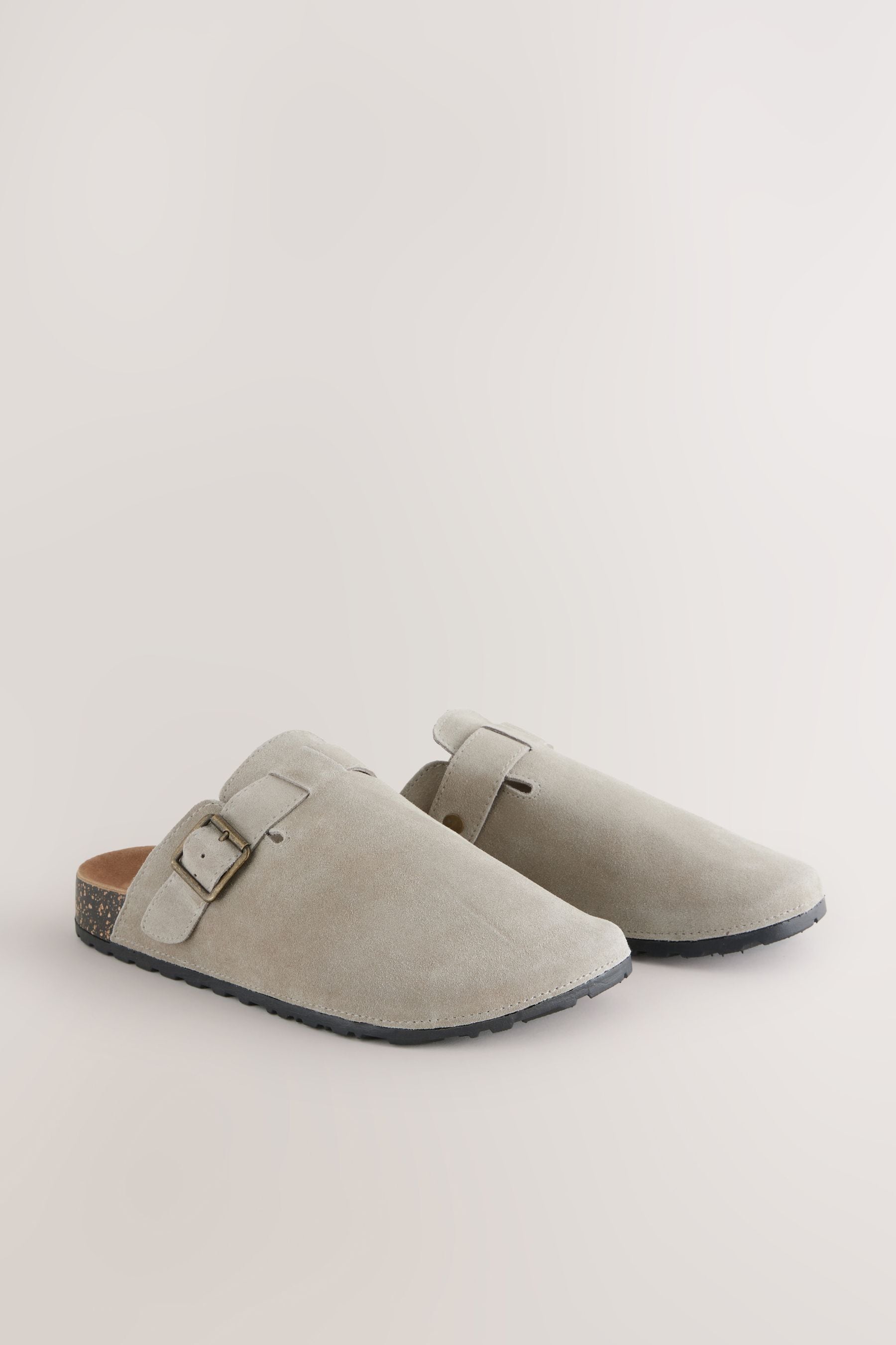 Mens hotsell suede mules
