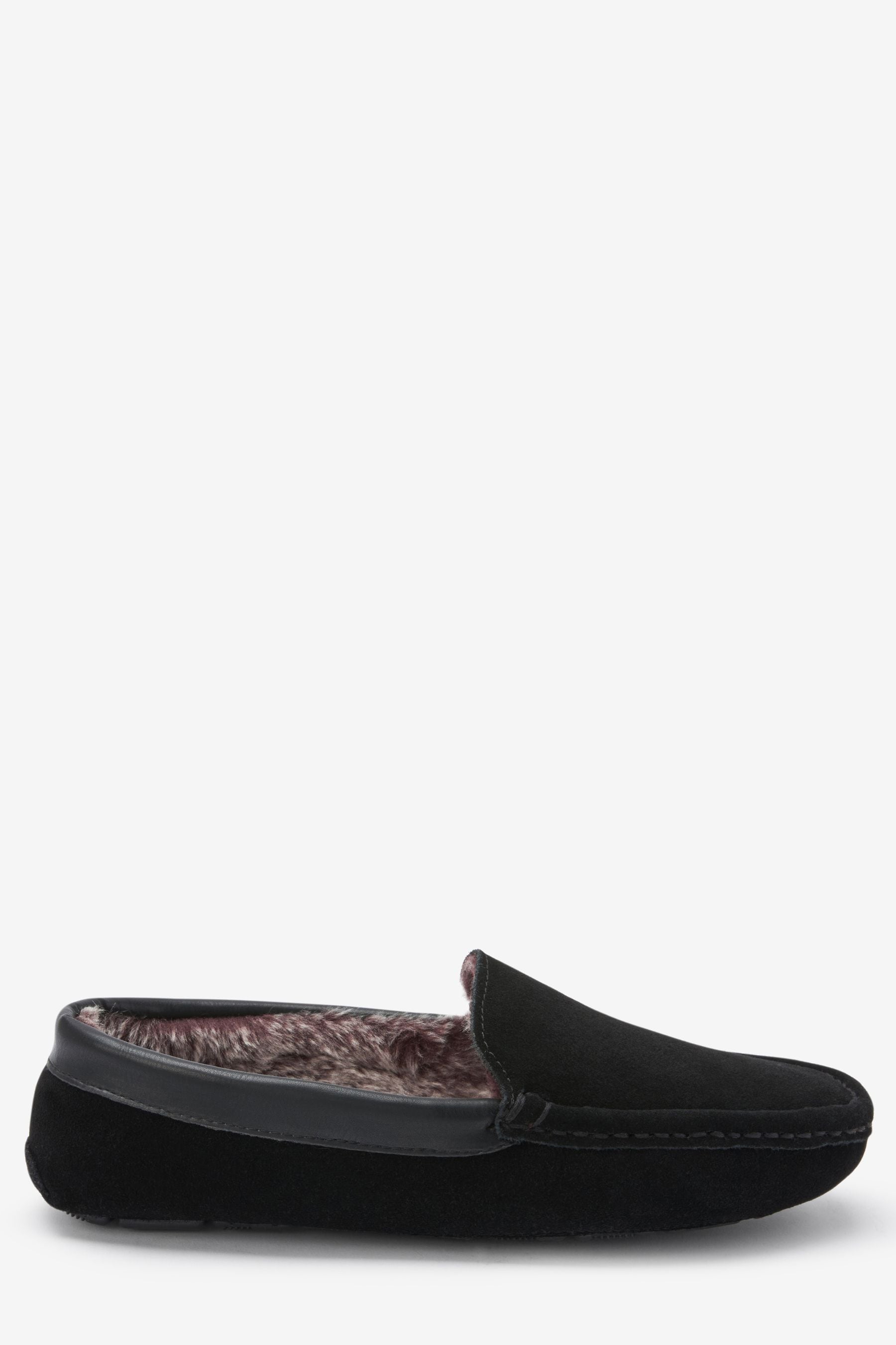 Next moccasins 2025
