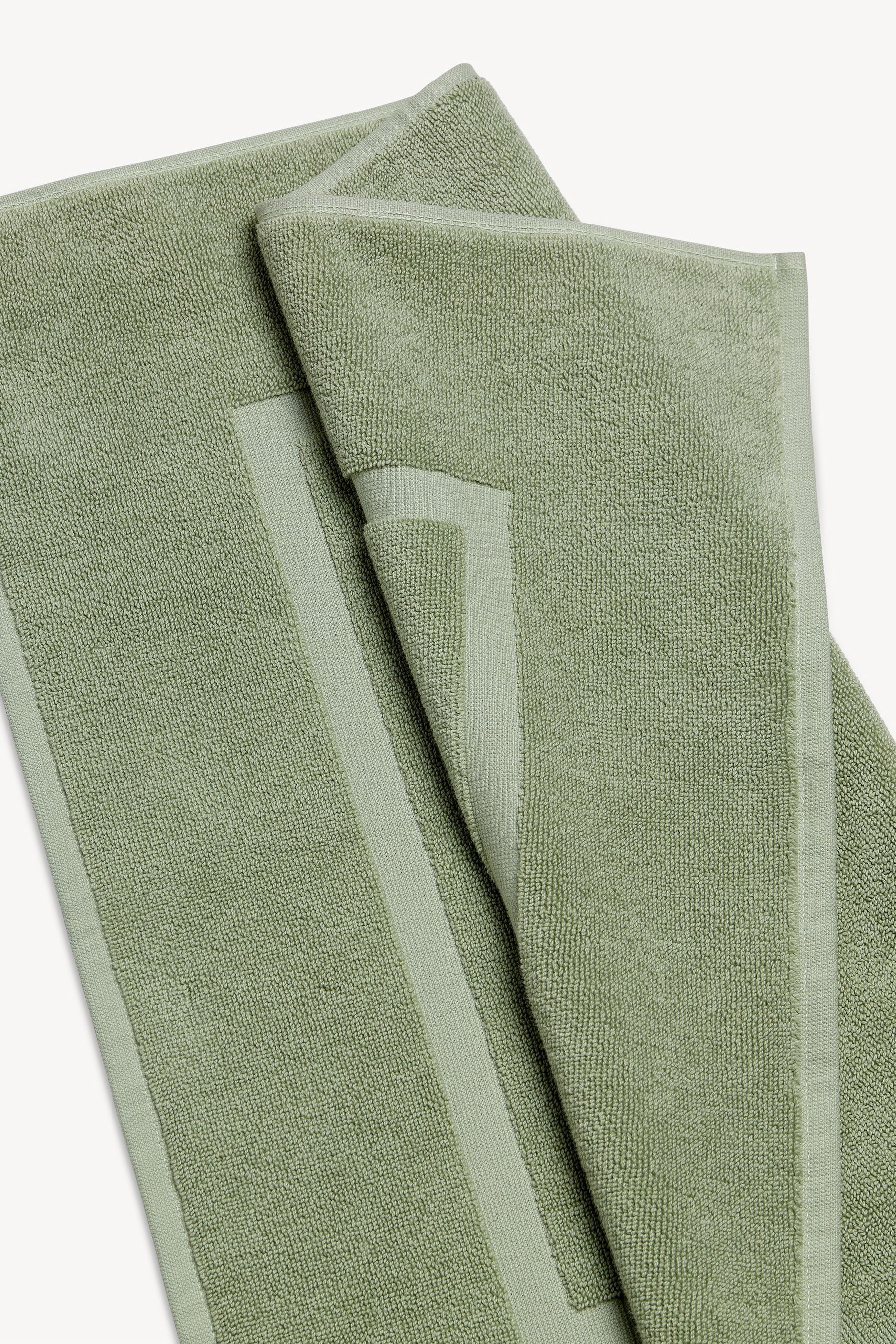 Buy Christy Thyme 850 GSM Turkish 100 Cotton Shower Mat from Next Luxembourg