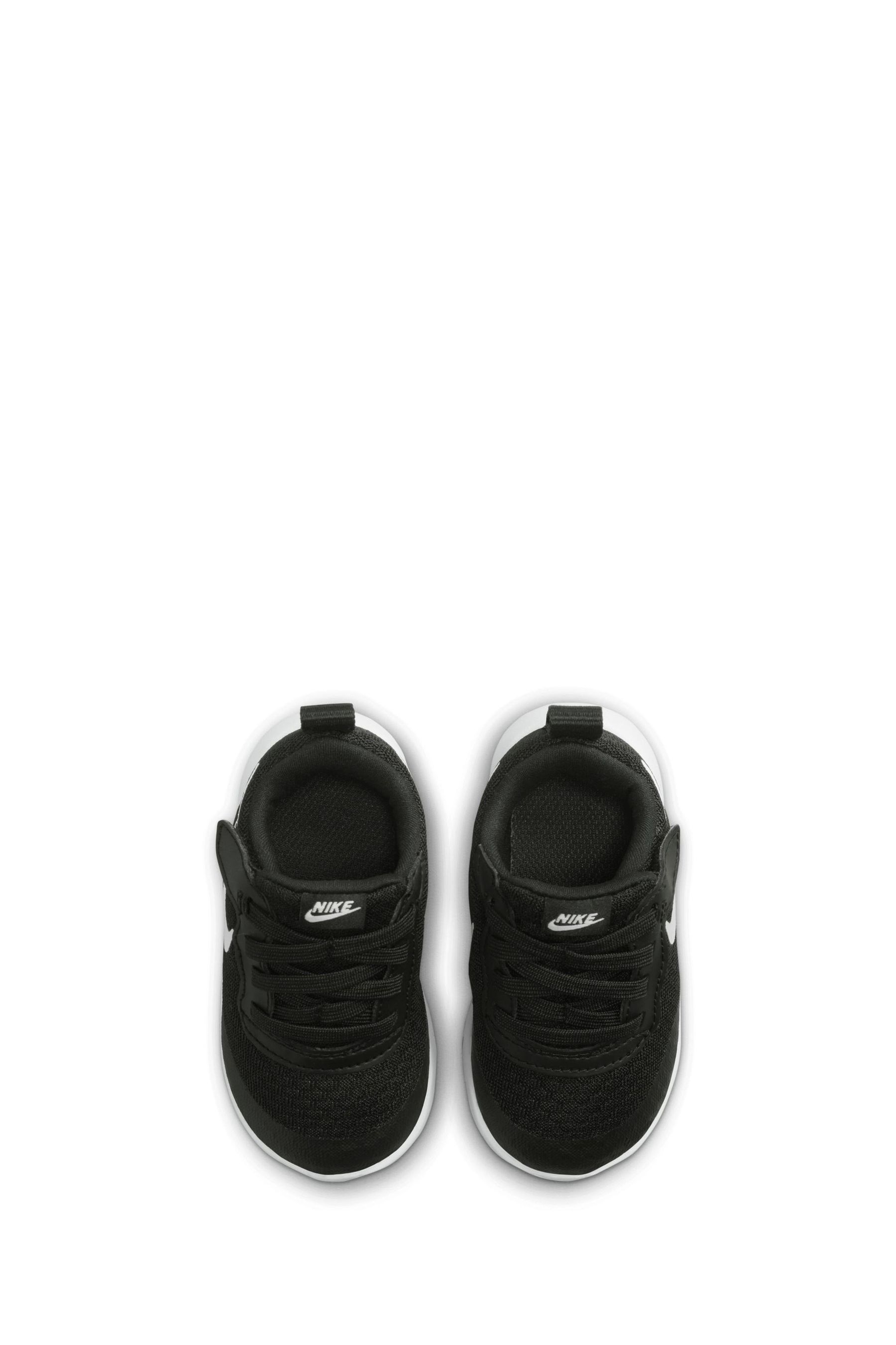 Nike tanjun hotsell infant white