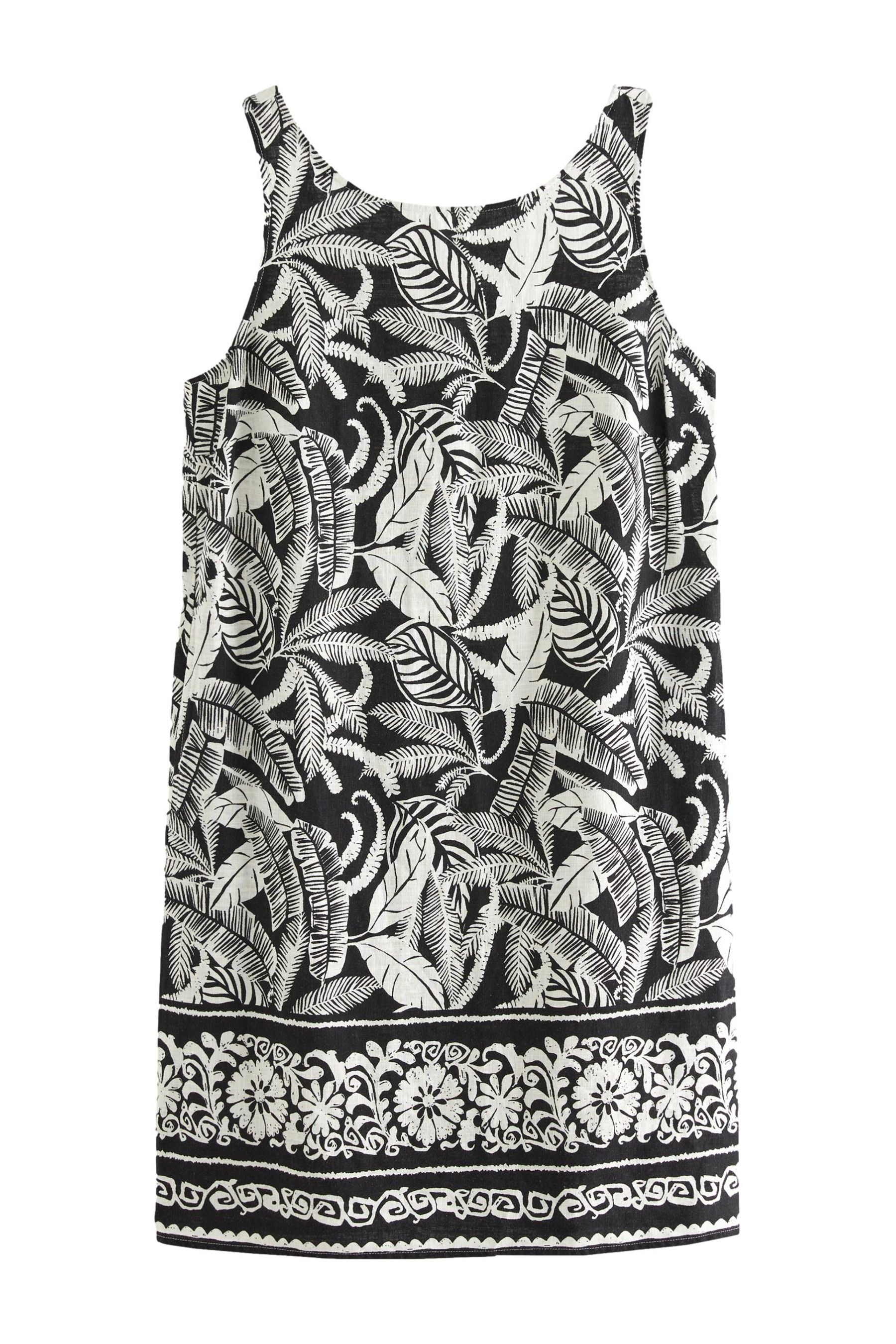 Black and white sleeveless dress 2025