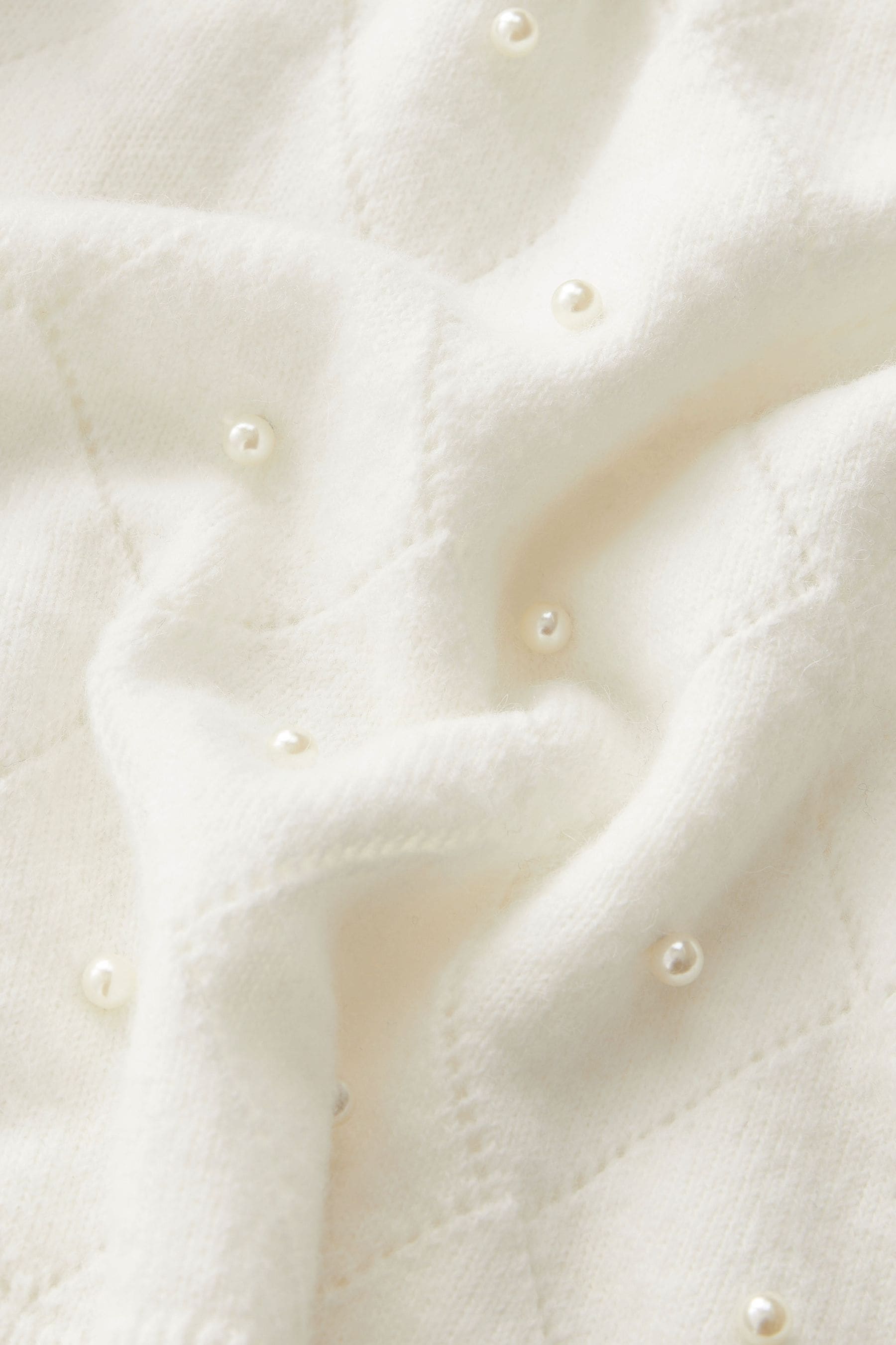 White pearl jumper outlet