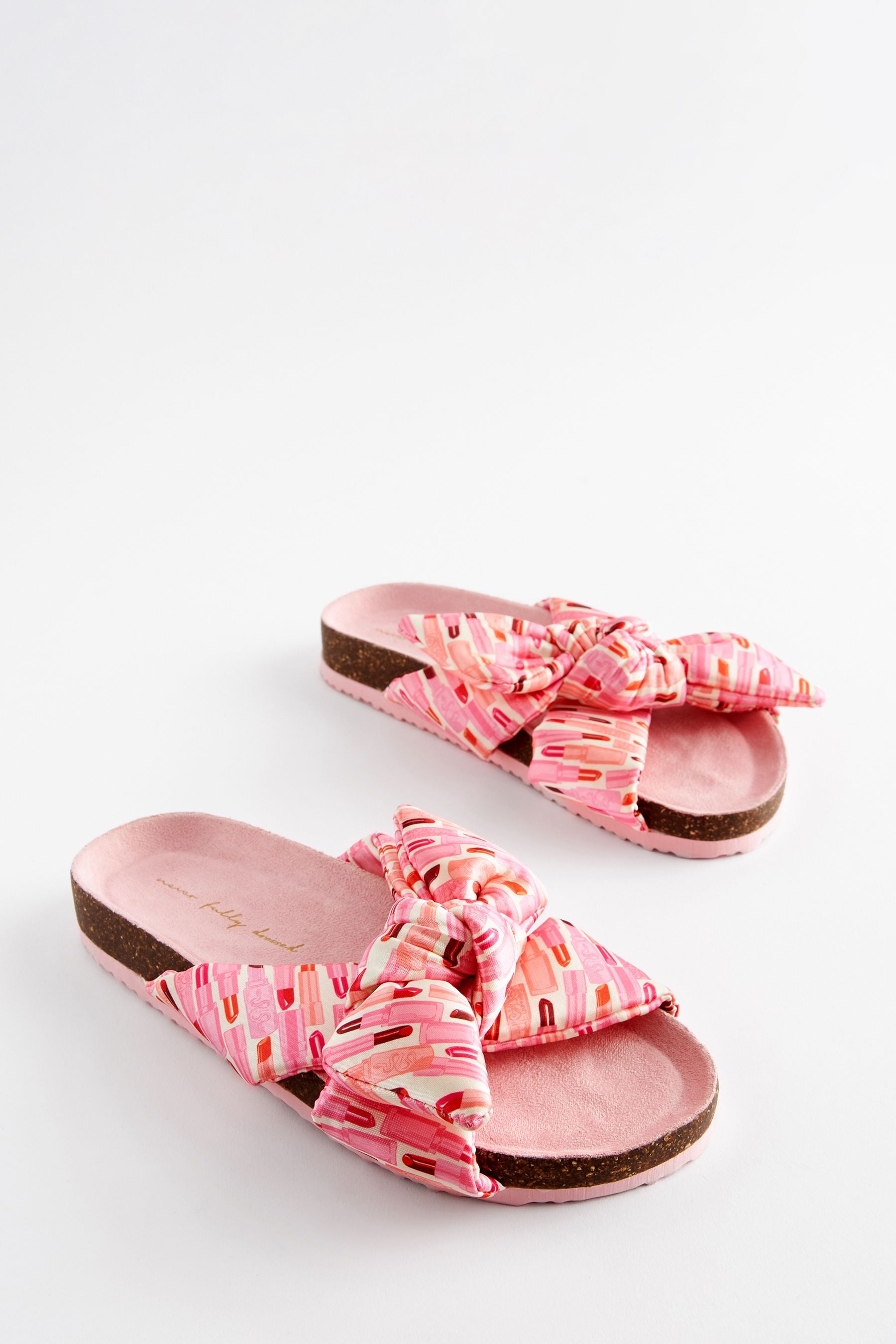 Lip slippers deals
