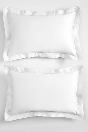 Set of 2 White 300 Thread Count Collection Luxe Standard 100% Cotton Pillowcases