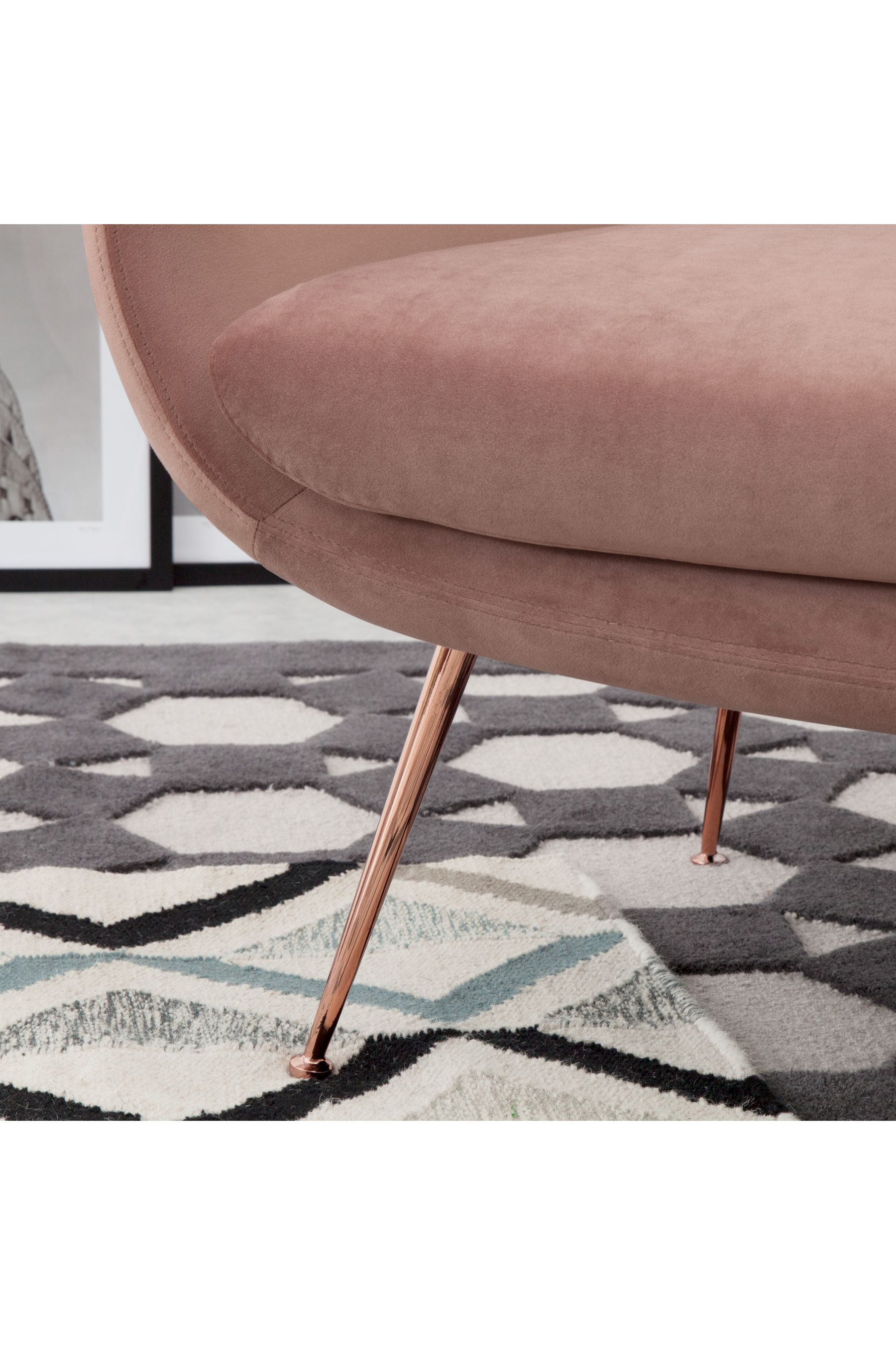 Made armchair 2025