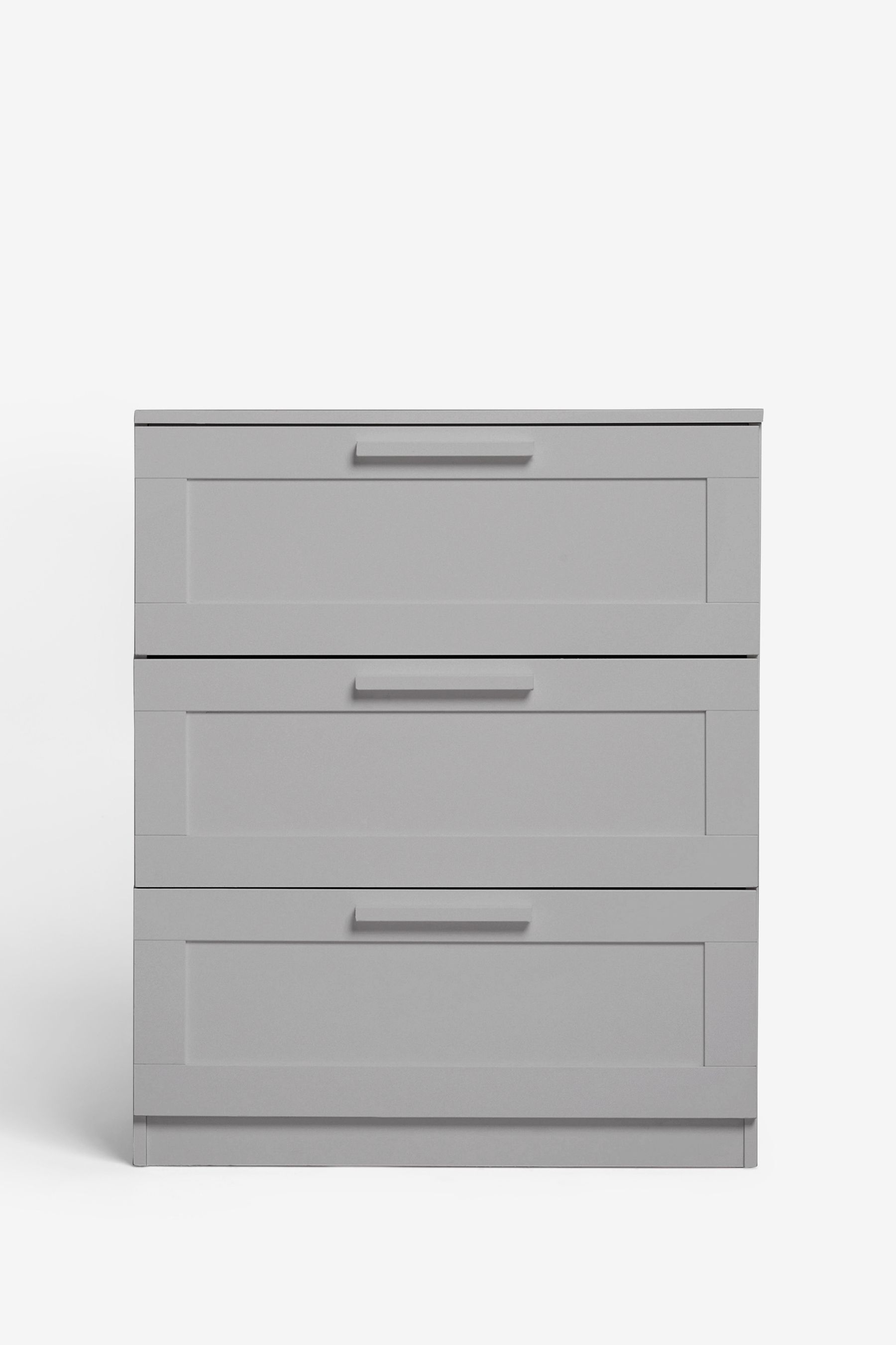 Brimnes 3 on sale drawer dresser