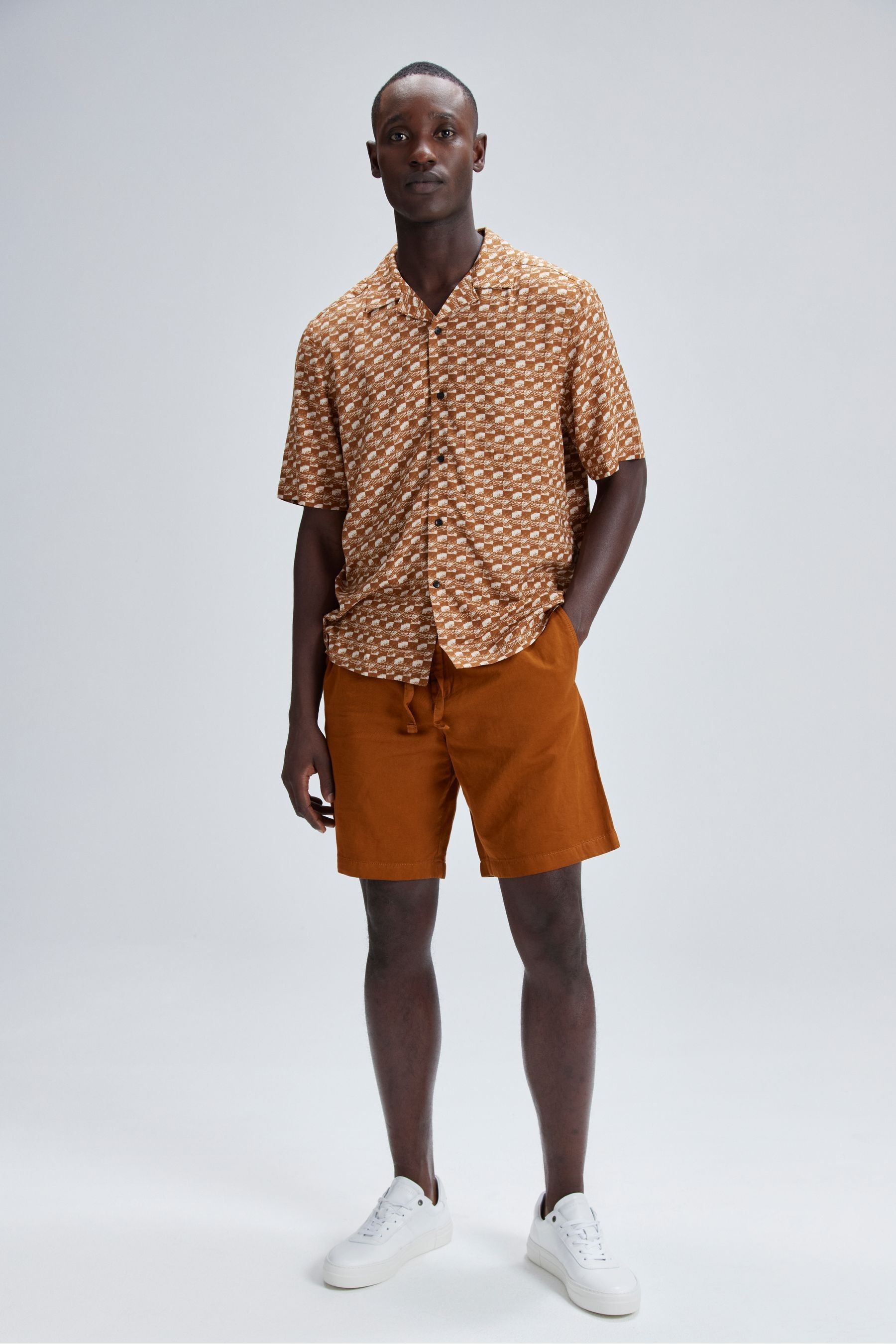 Buy Calvin Klein Linen Wide Leg Brown Shorts from Next Luxembourg