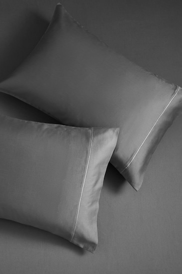 Set of 2 Charcoal Grey 300 Thread Count Collection Luxe Standard 100% Cotton Pillowcases