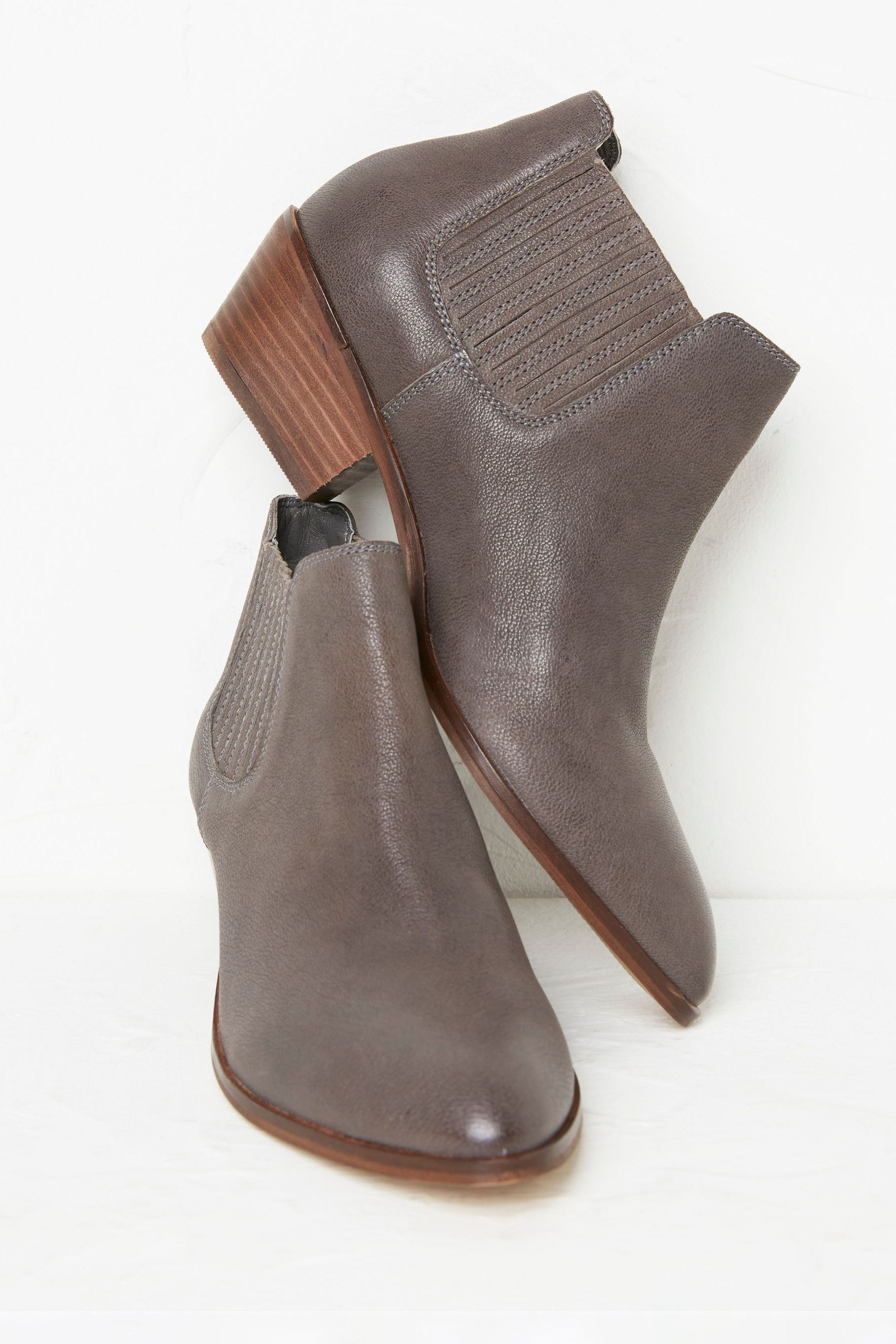 Fatface grey boots sales