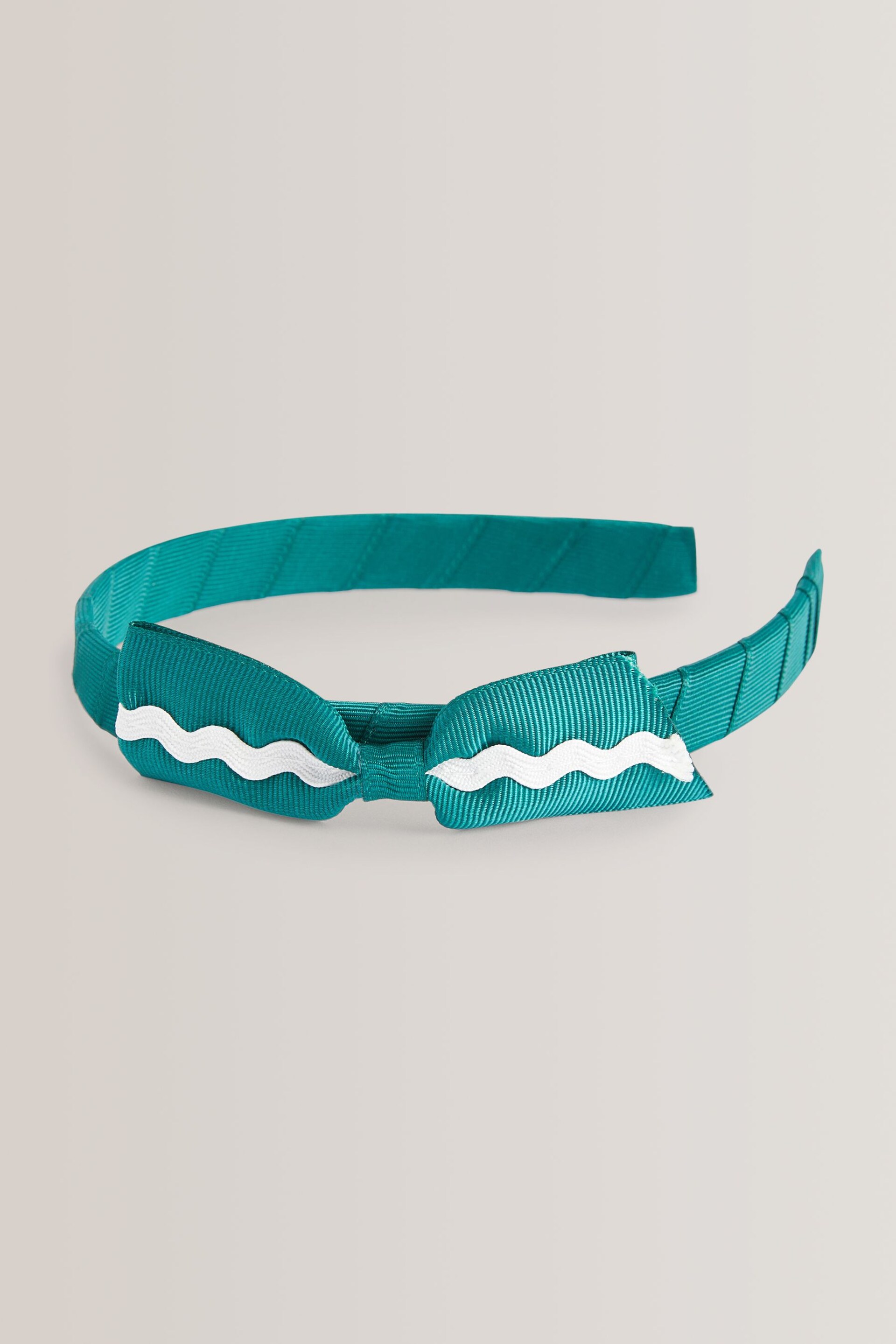 Green Hair Accessories Bundle - Image 2 of 2