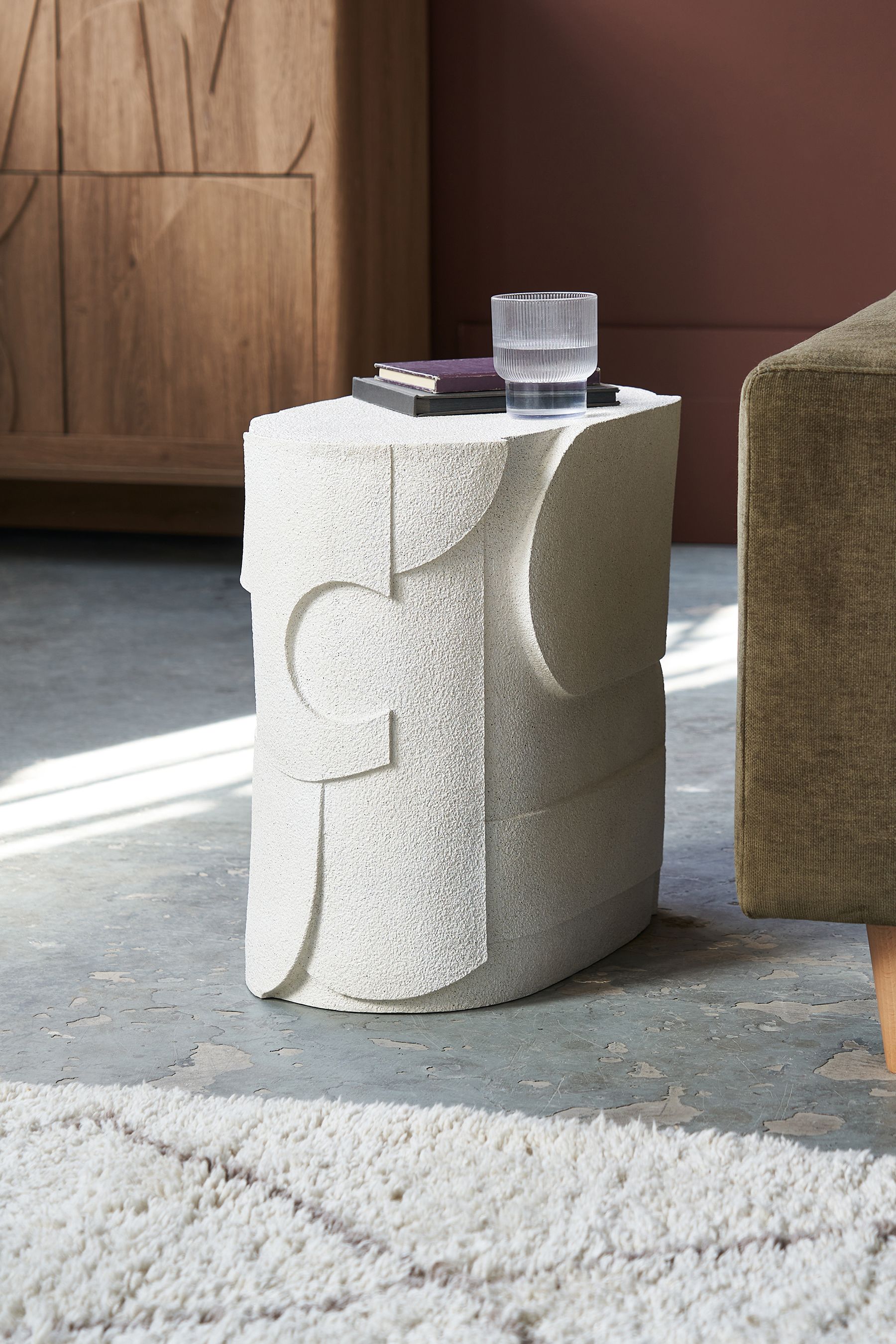 Abstract side shop table