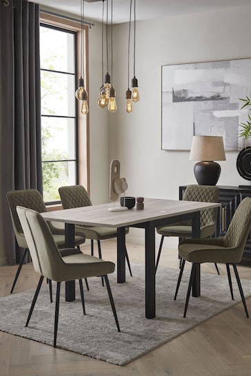 Grey Bronx Oak Effect Rectangle 4 to 6 Seater Extending Dining Table