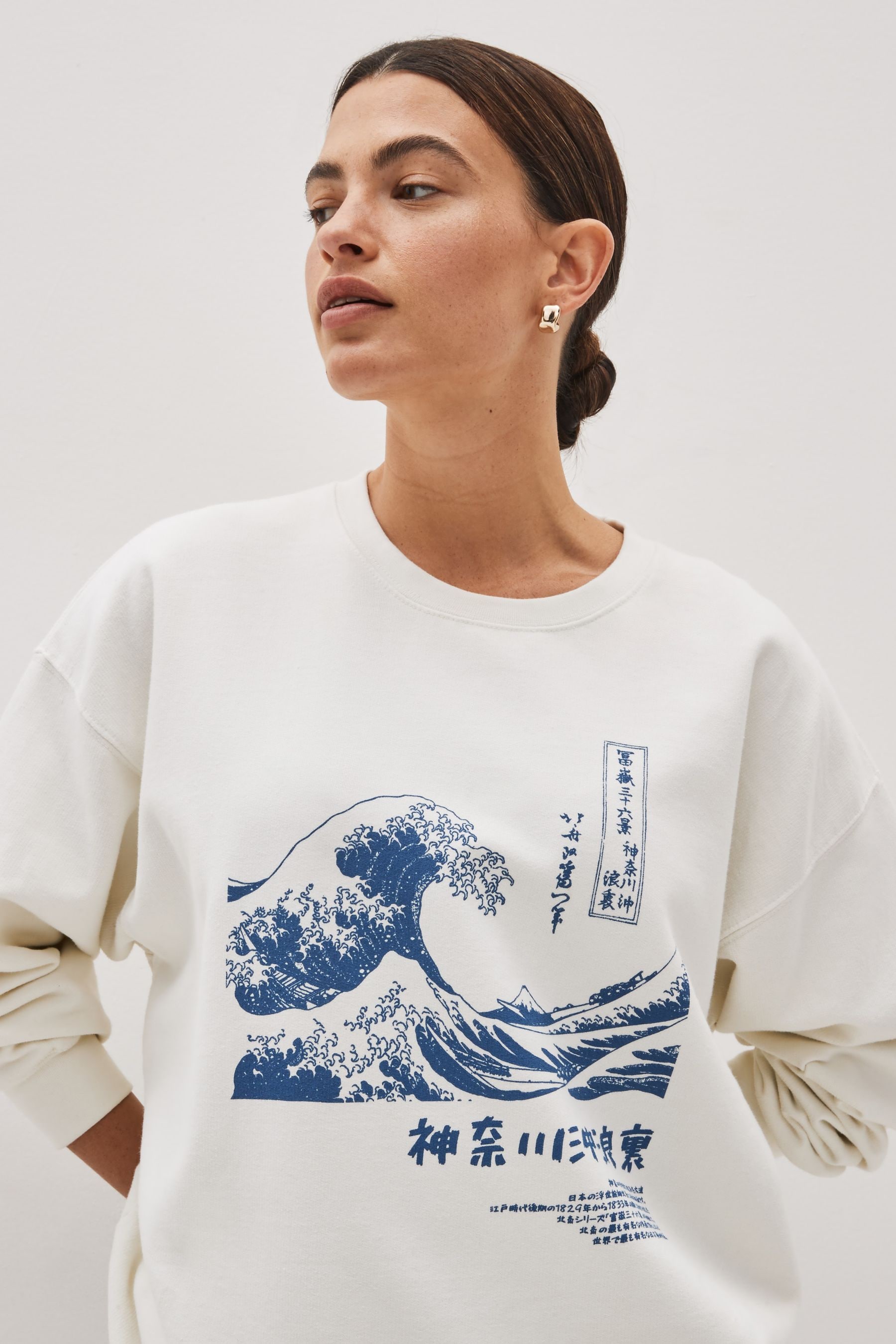 Hokusai wave sweatshirt outlet