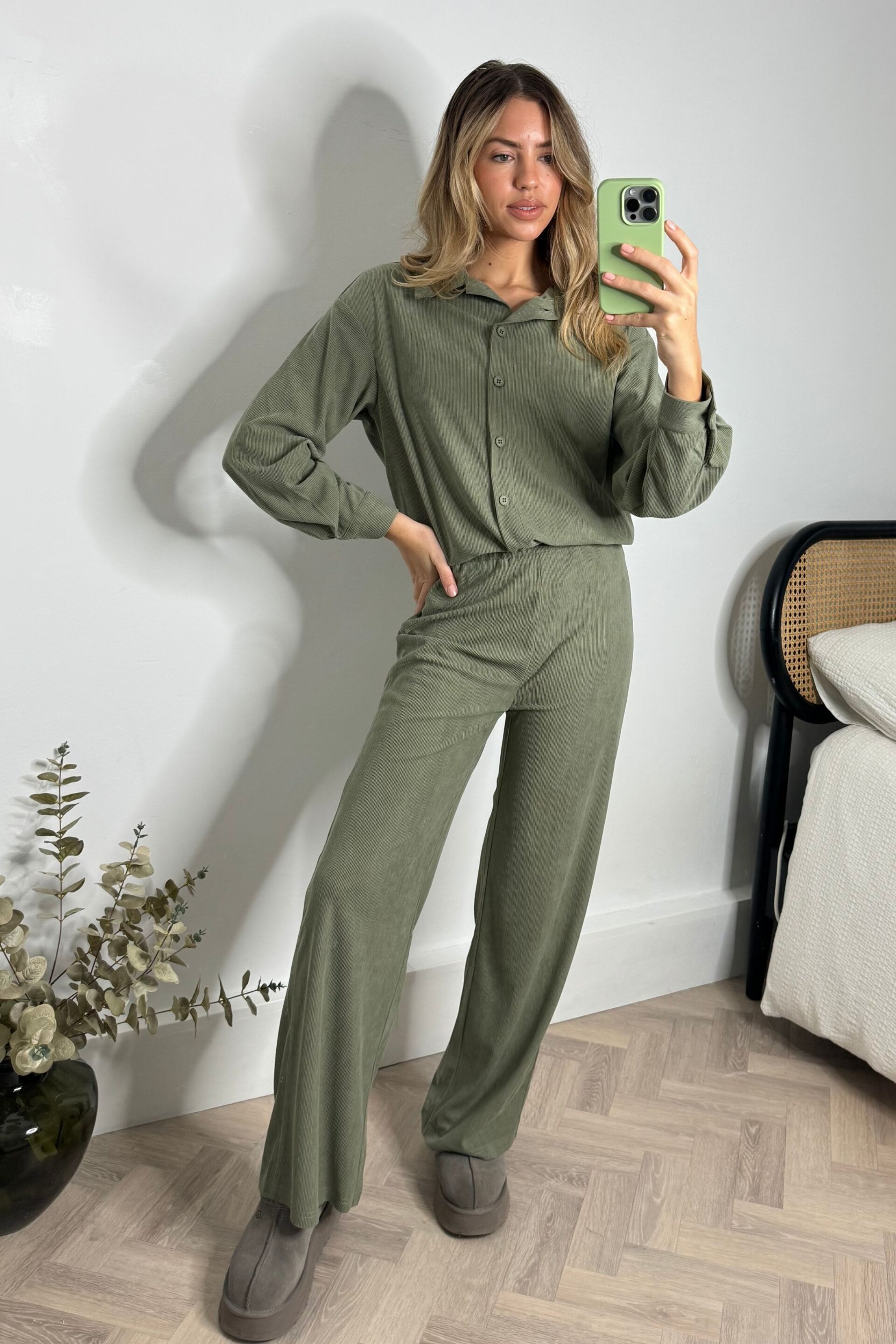 Style Cheat Green Lottie Corduroy Trousers - Image 4 of 5