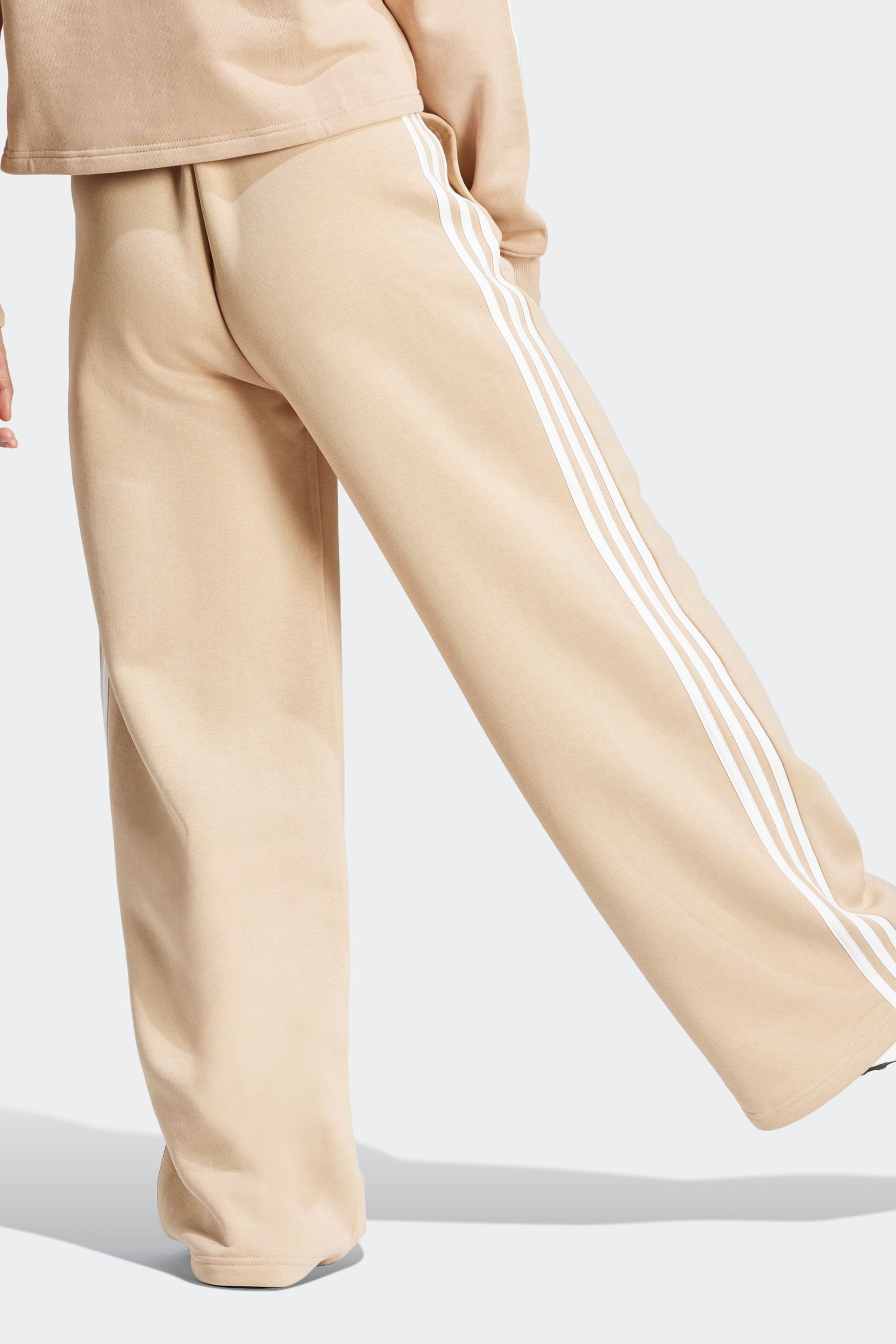 Adidas striped chino 2025