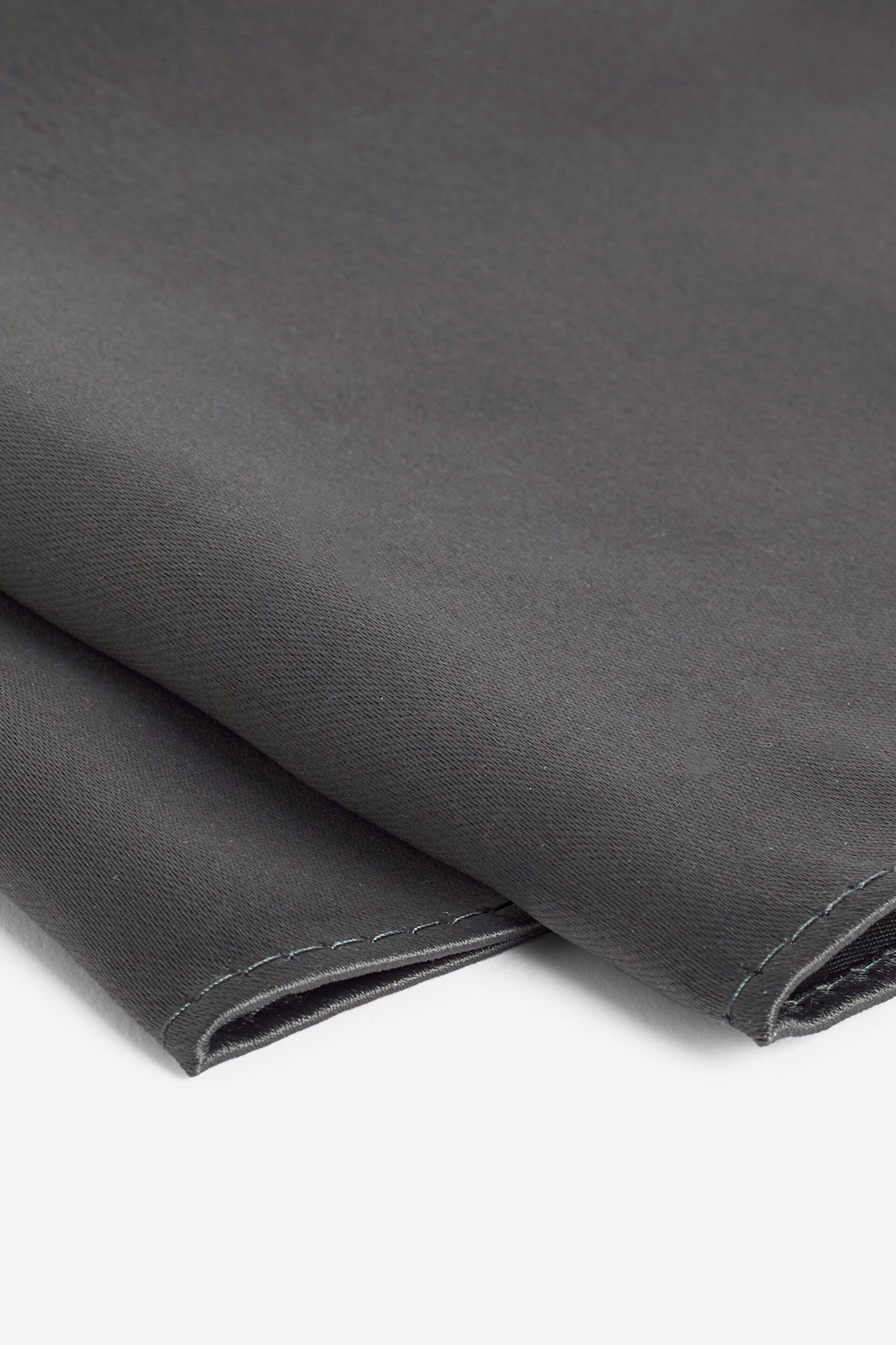 Charcoal Grey Satin Tie And Pocket Square Set - Image 5 of 5