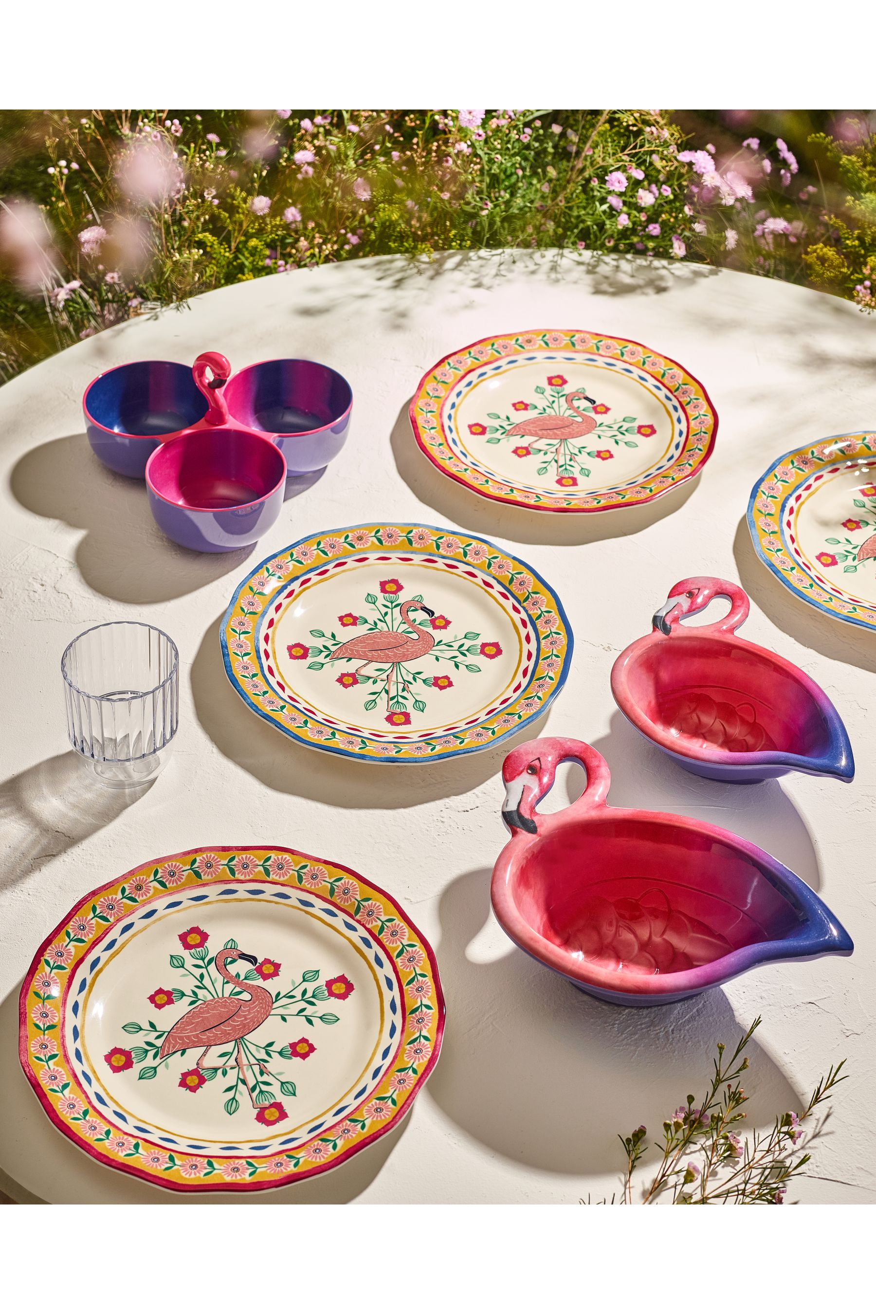 Flamingo discount dinner plates