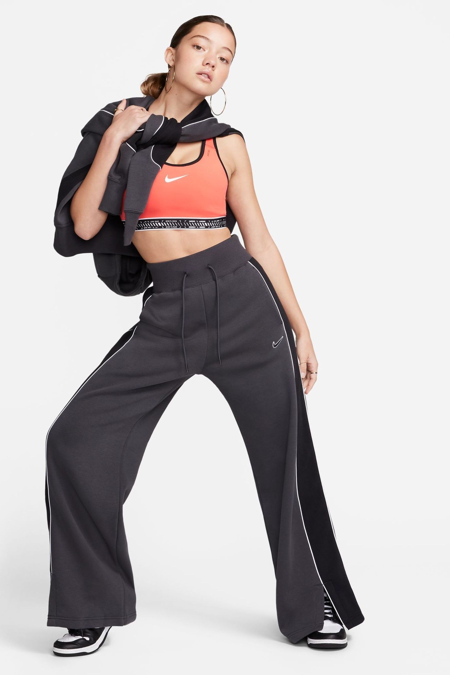 Nike joggers with online stripe