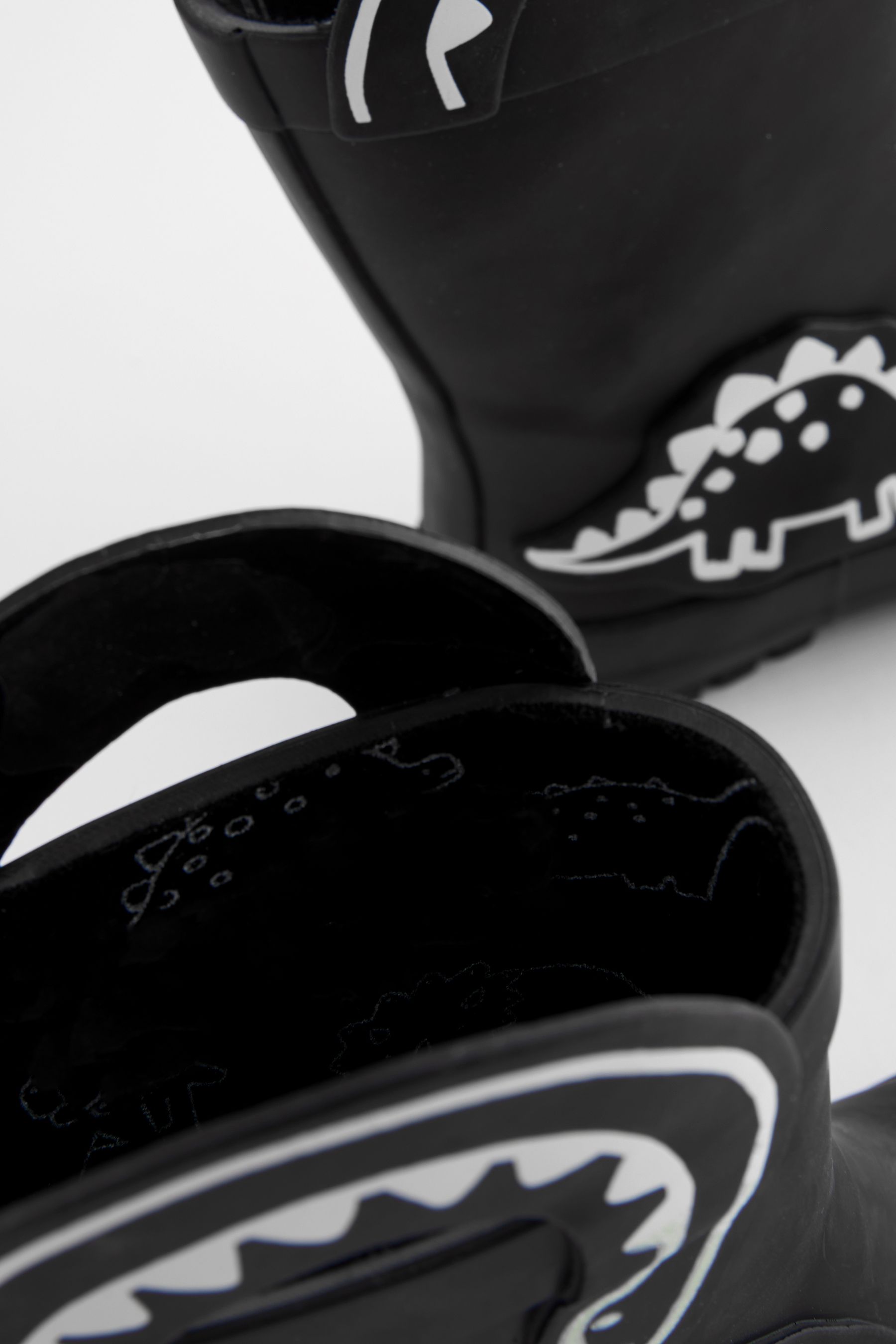 Buy Black Colour Changing Dinosaur Handle Pull On Wellies from Next Norway